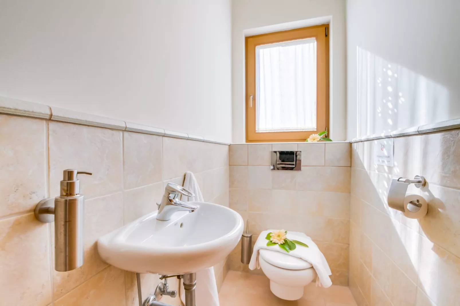 Aran Berna-Bathroom