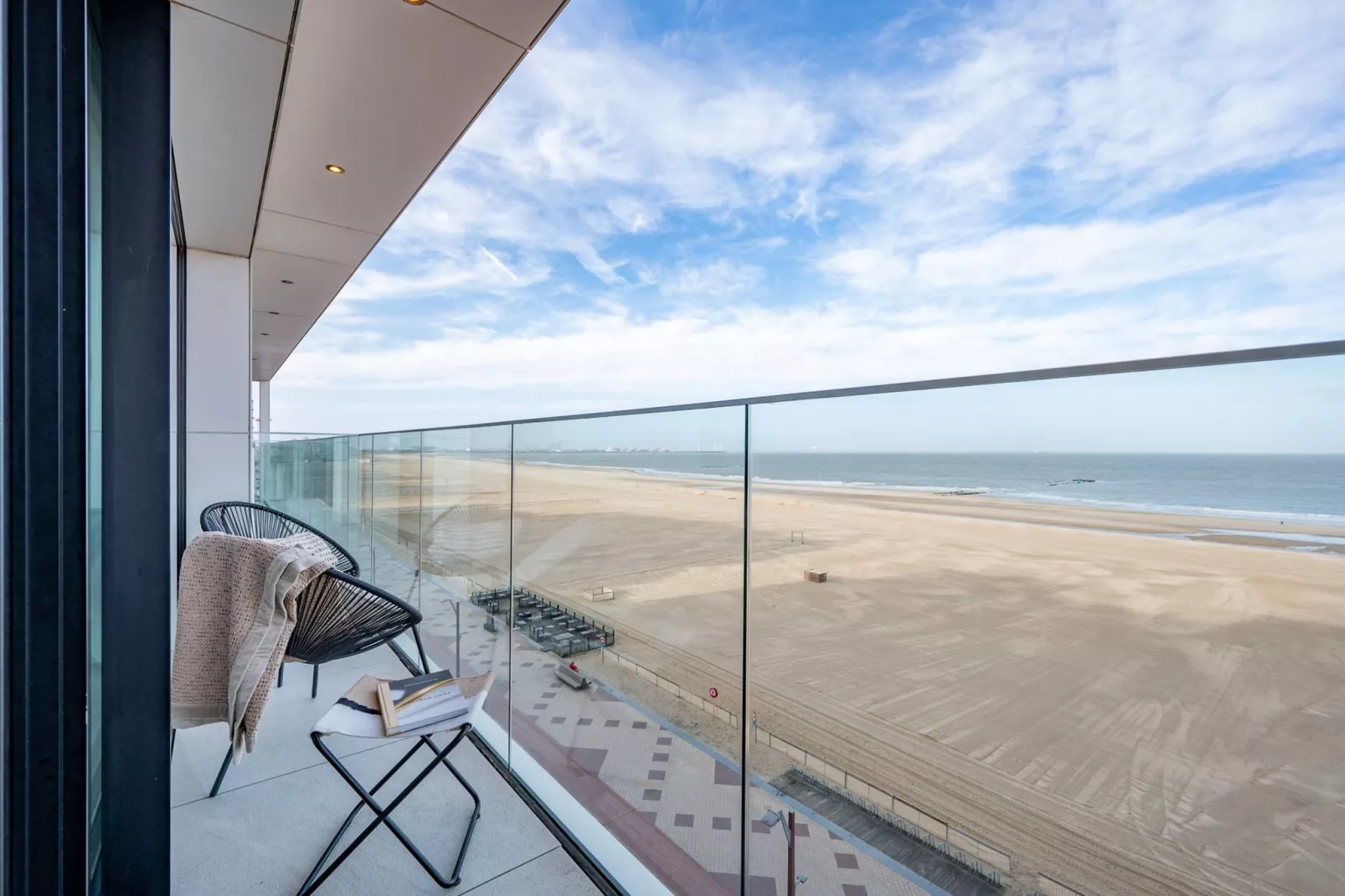 Residence Louise-I6B-Terrace balcony