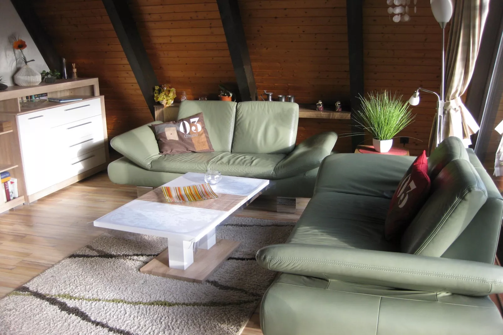 Ronshausen 1-Living room