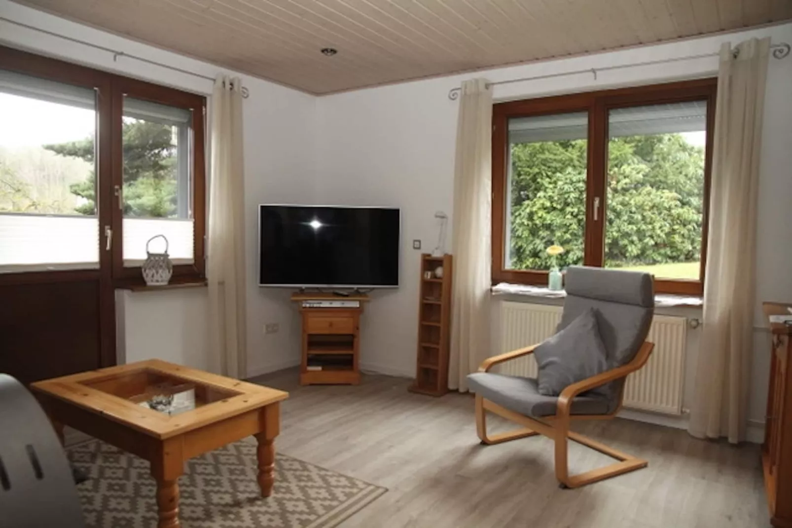 Goebel-Living room