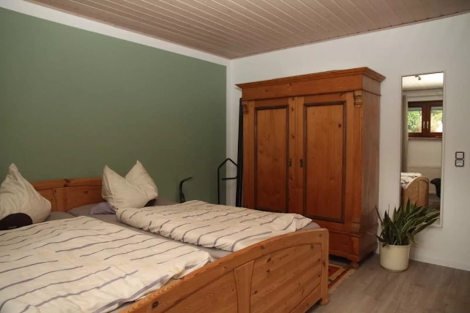Goebel-Bedroom