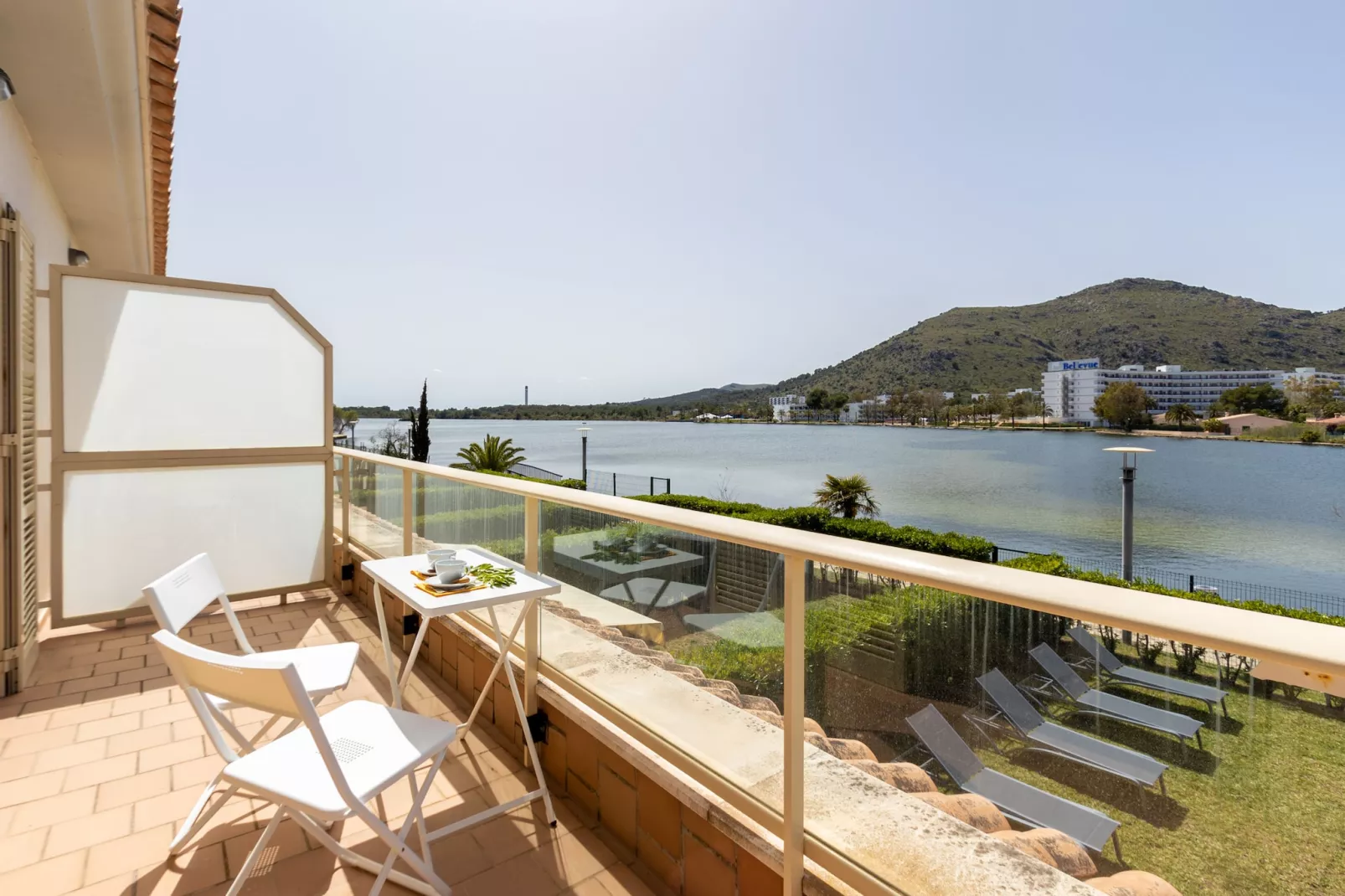 View Lake-Terrace balcony