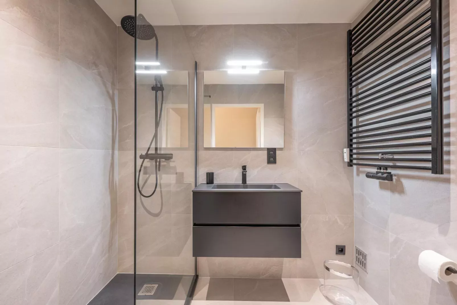 Residentie Louise II-53-Badezimmer