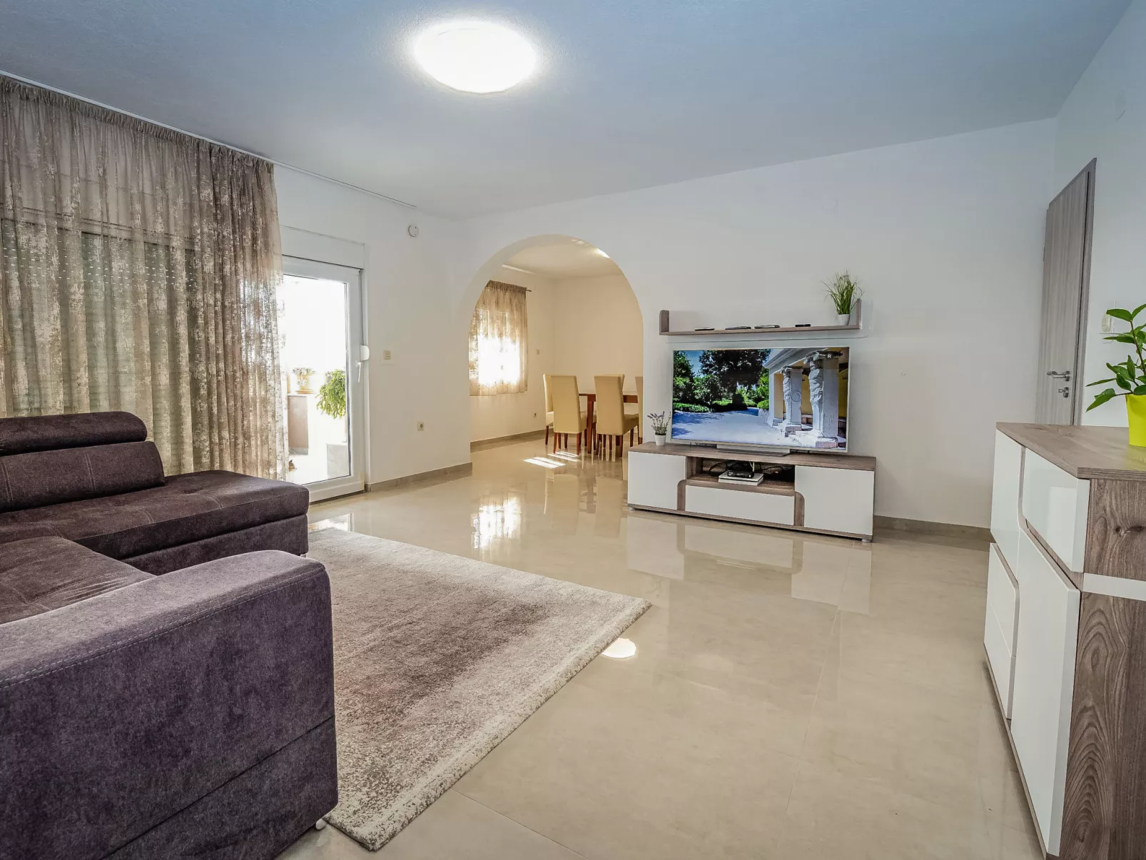 Villa Laura-Inside