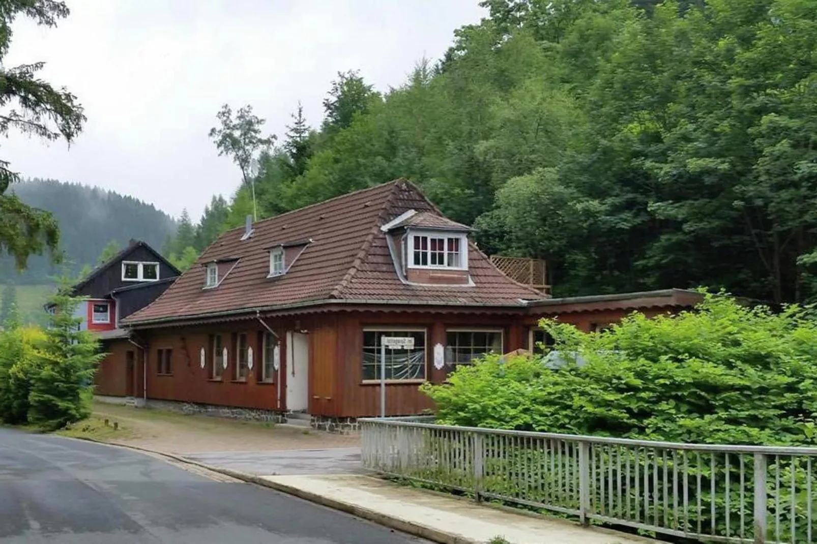 Spiegeltal-Exterior summer