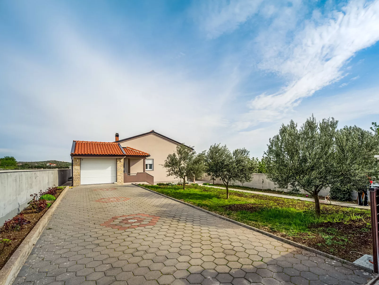 Villa Laura-Outside