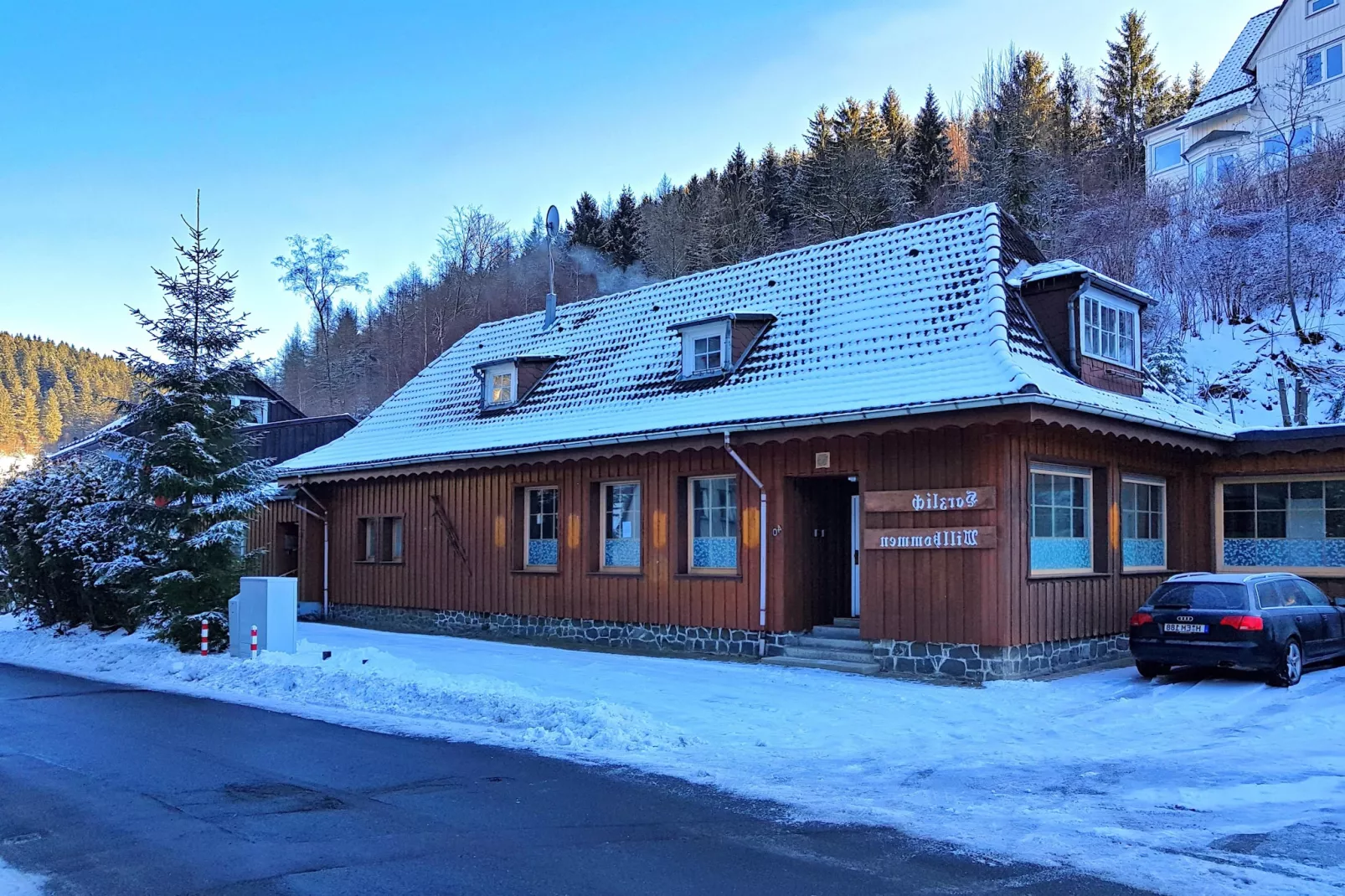Spiegeltal-Exterior summer