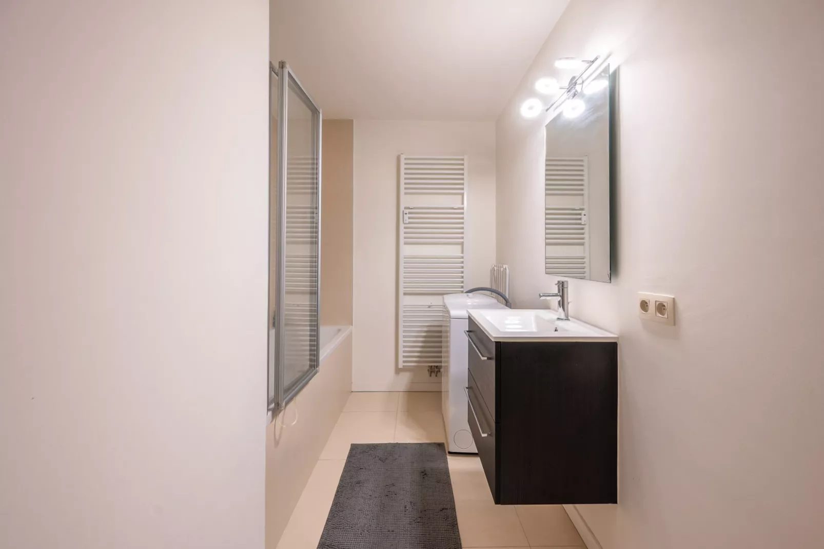 Residence PROBITAS-13-Bathroom