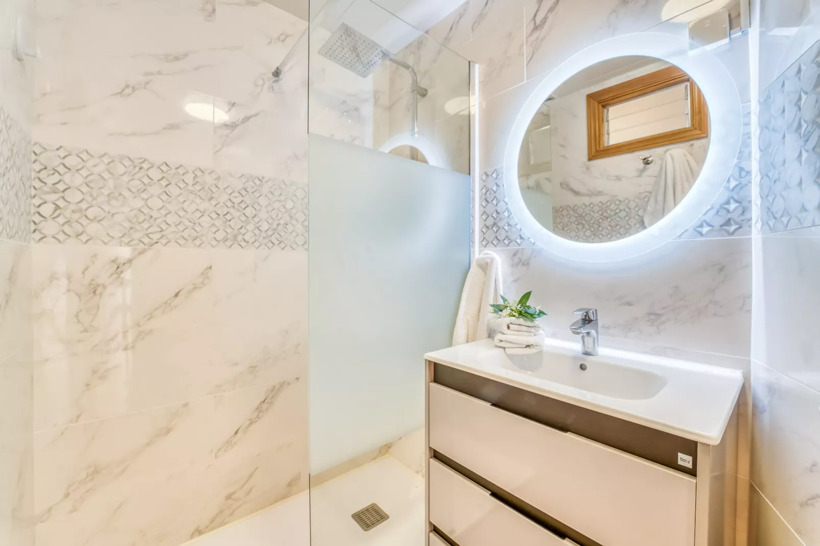 Blue Bay-Bathroom