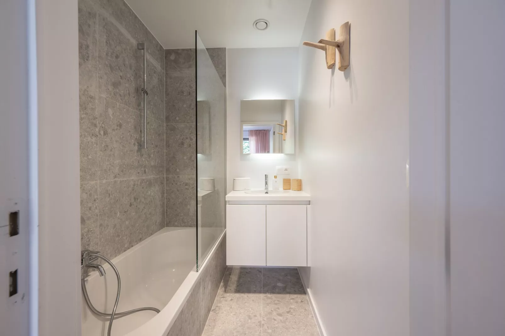 Residence PRIMAVERA-01-Bathroom