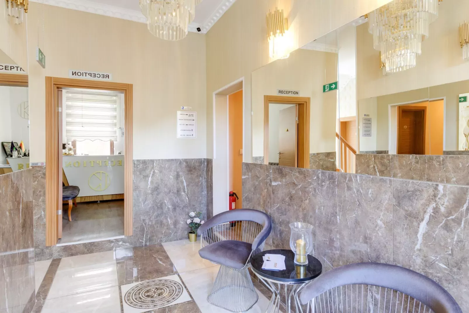Apartment Oberhausen 2 Personen I-Reception hall