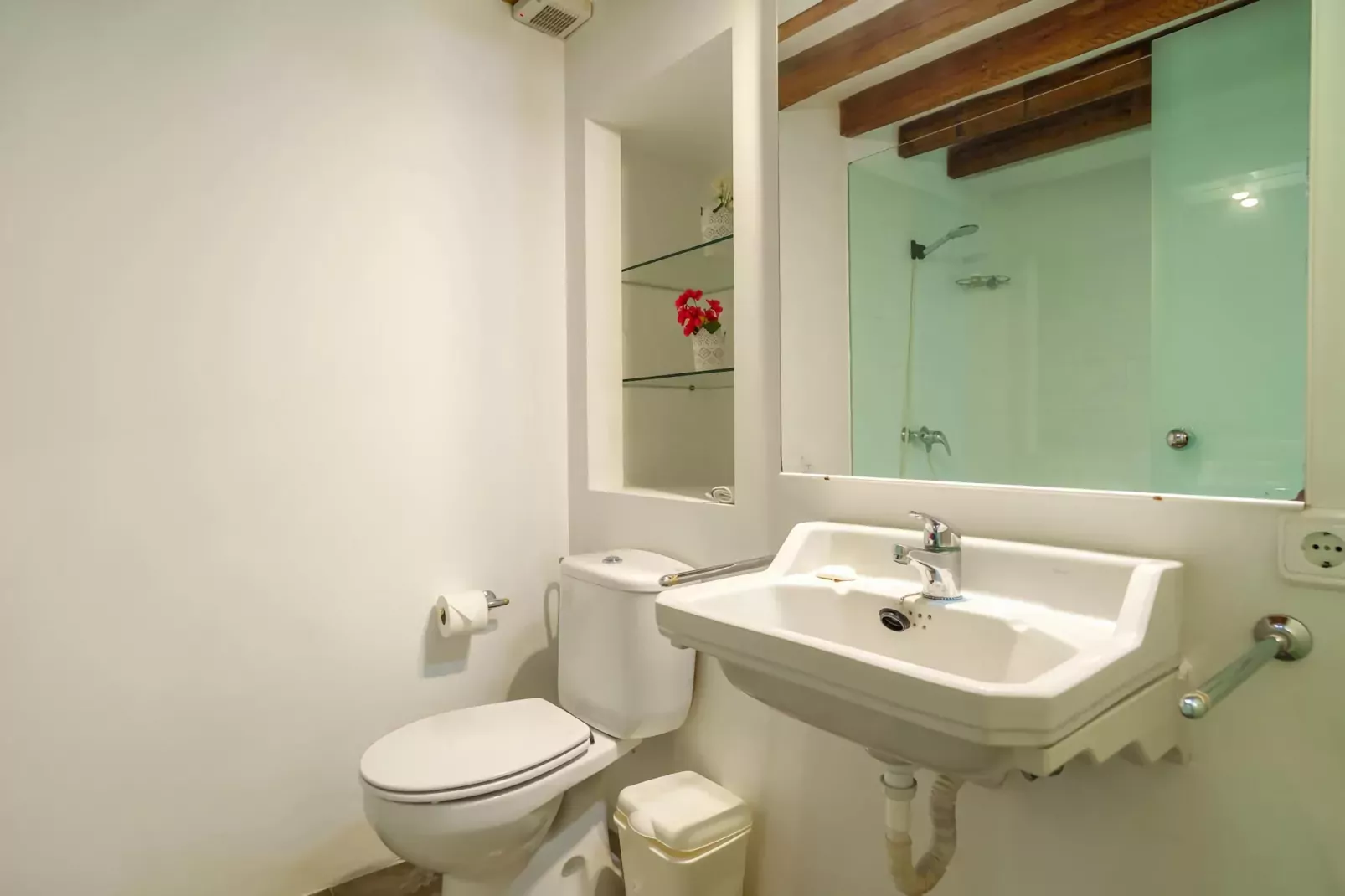 Son Fiol-Bathroom