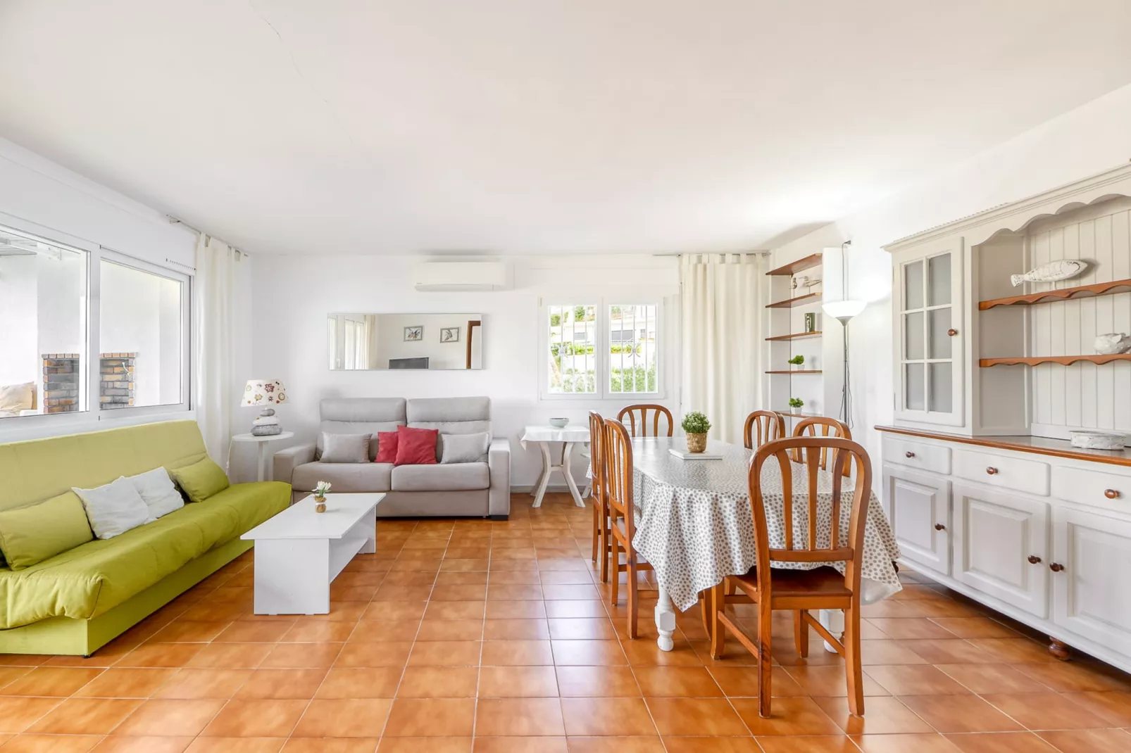 RUBENS C2 Almadrava-Living room