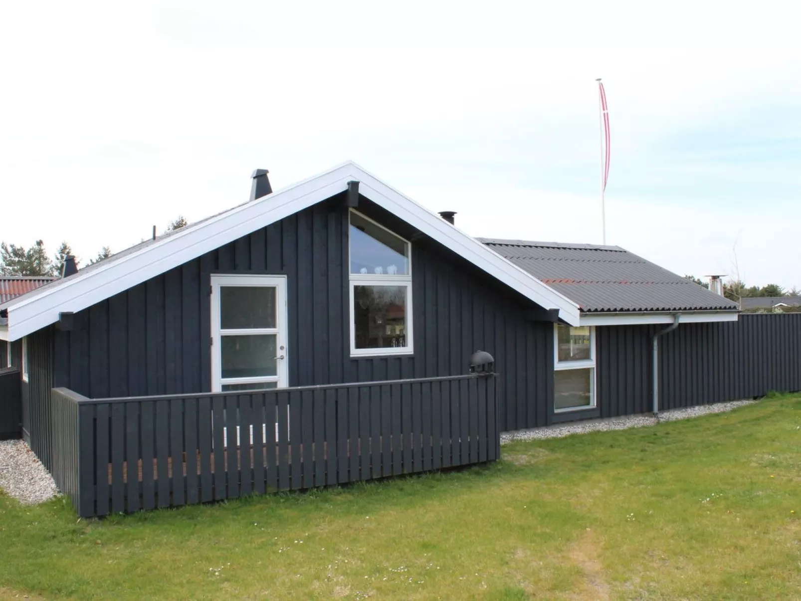 "Bryti" - 500m from the sea-Draußen