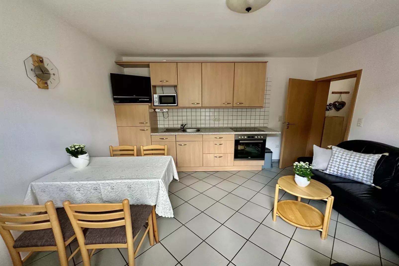 Mohr-Dining room