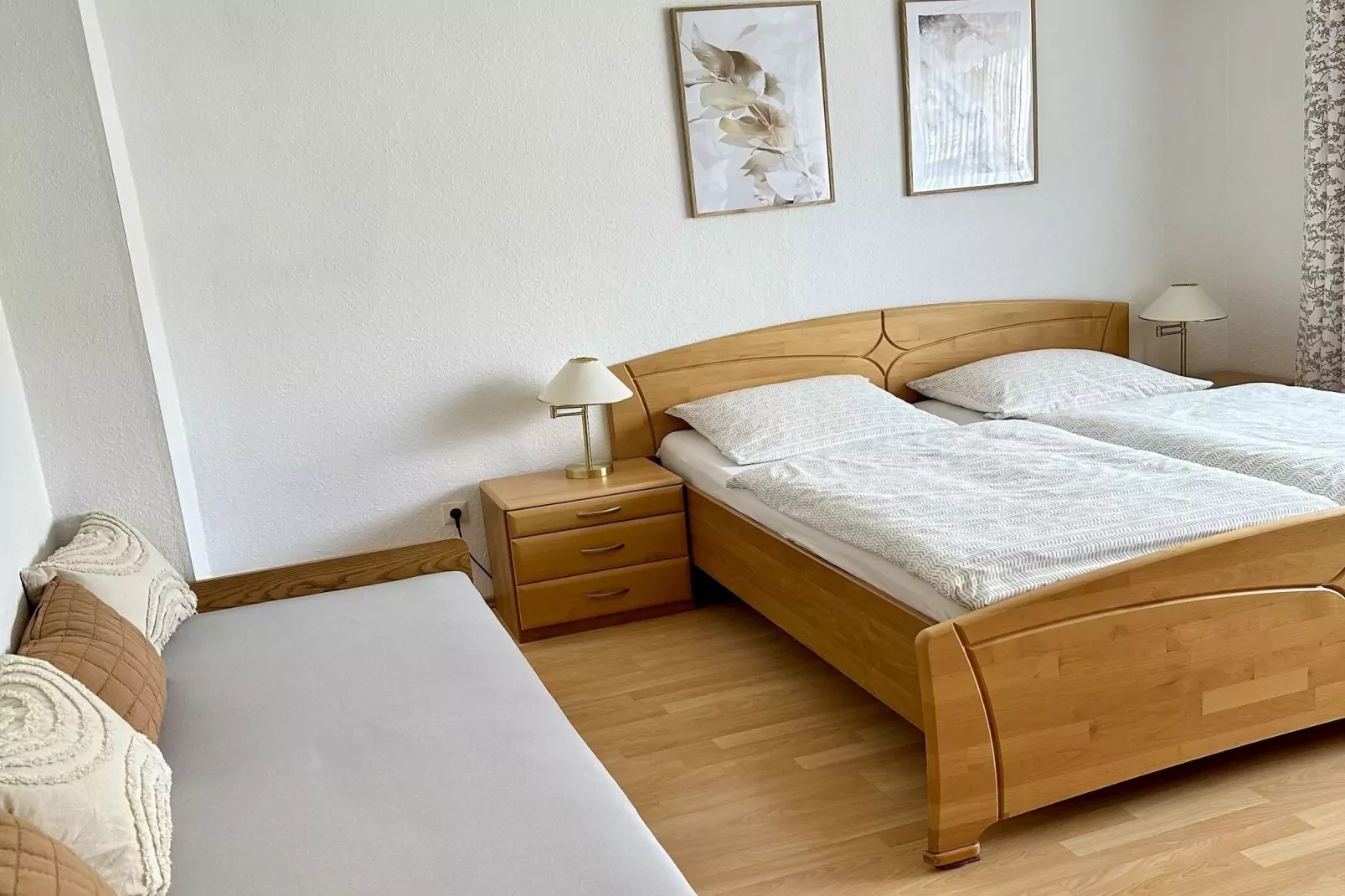 Mohr-Bedroom