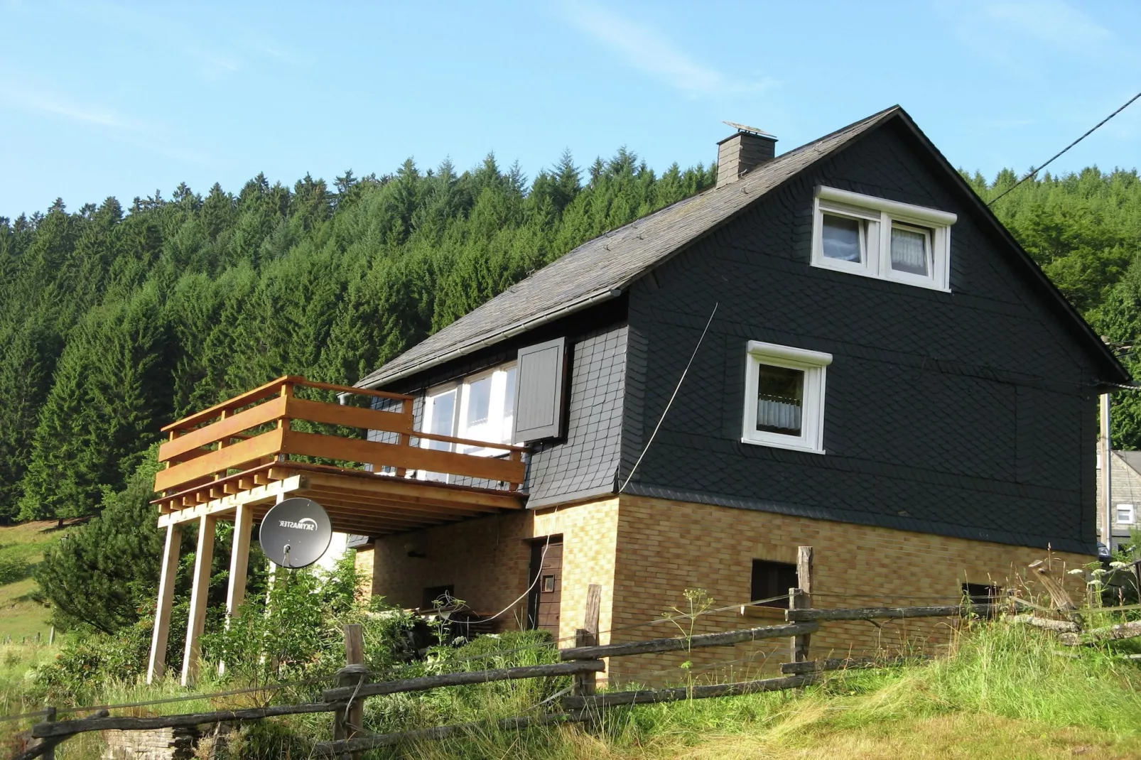 Waldhäuschen-Exterior summer