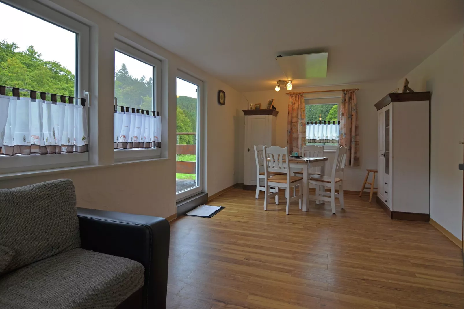 Waldhäuschen-Living room