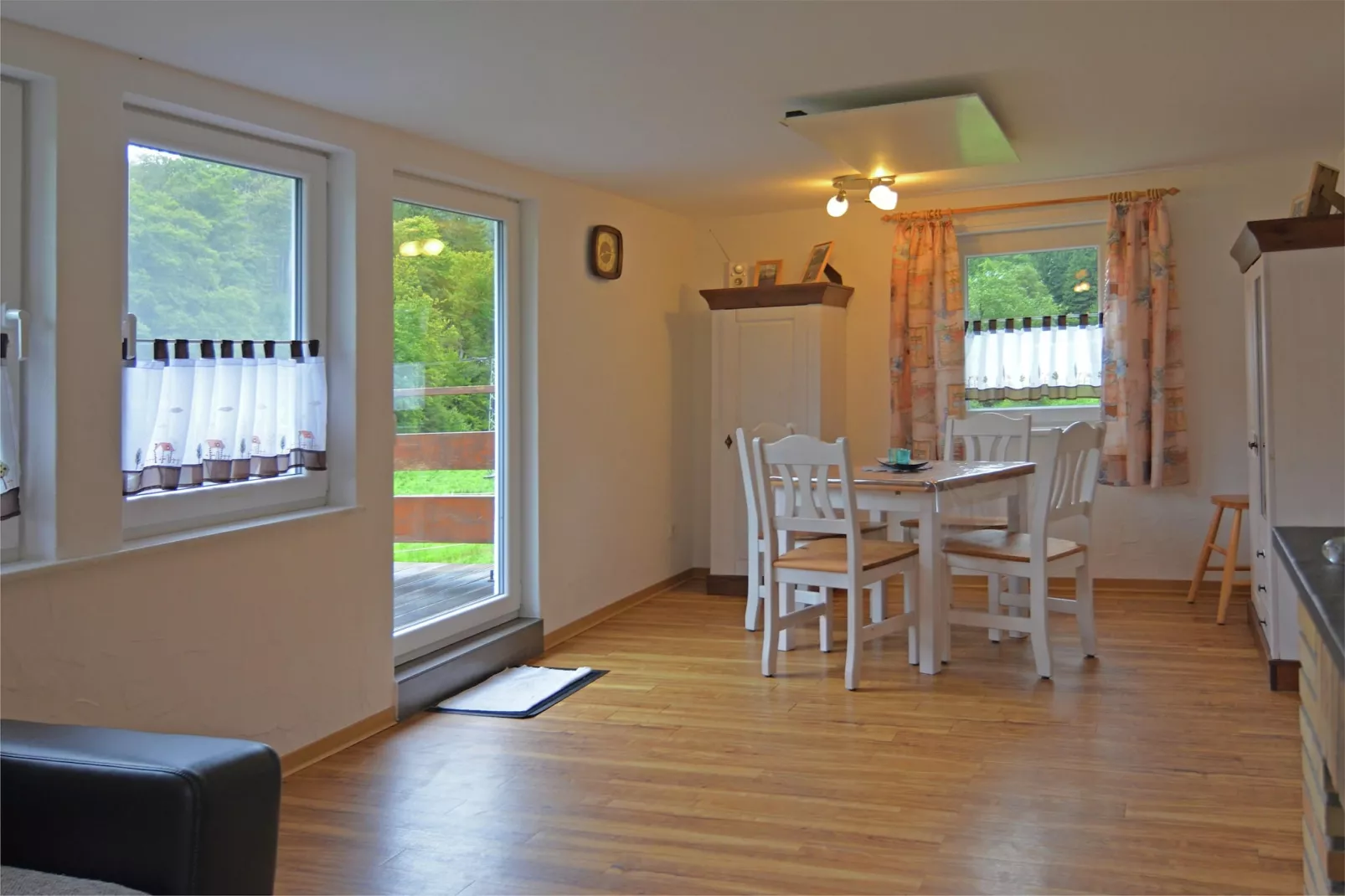 Waldhäuschen-Dining room