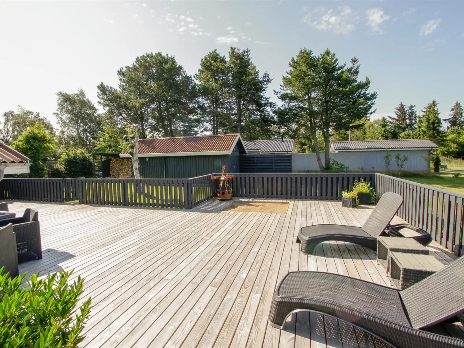 "Bryti" - 500m from the sea-Drinnen
