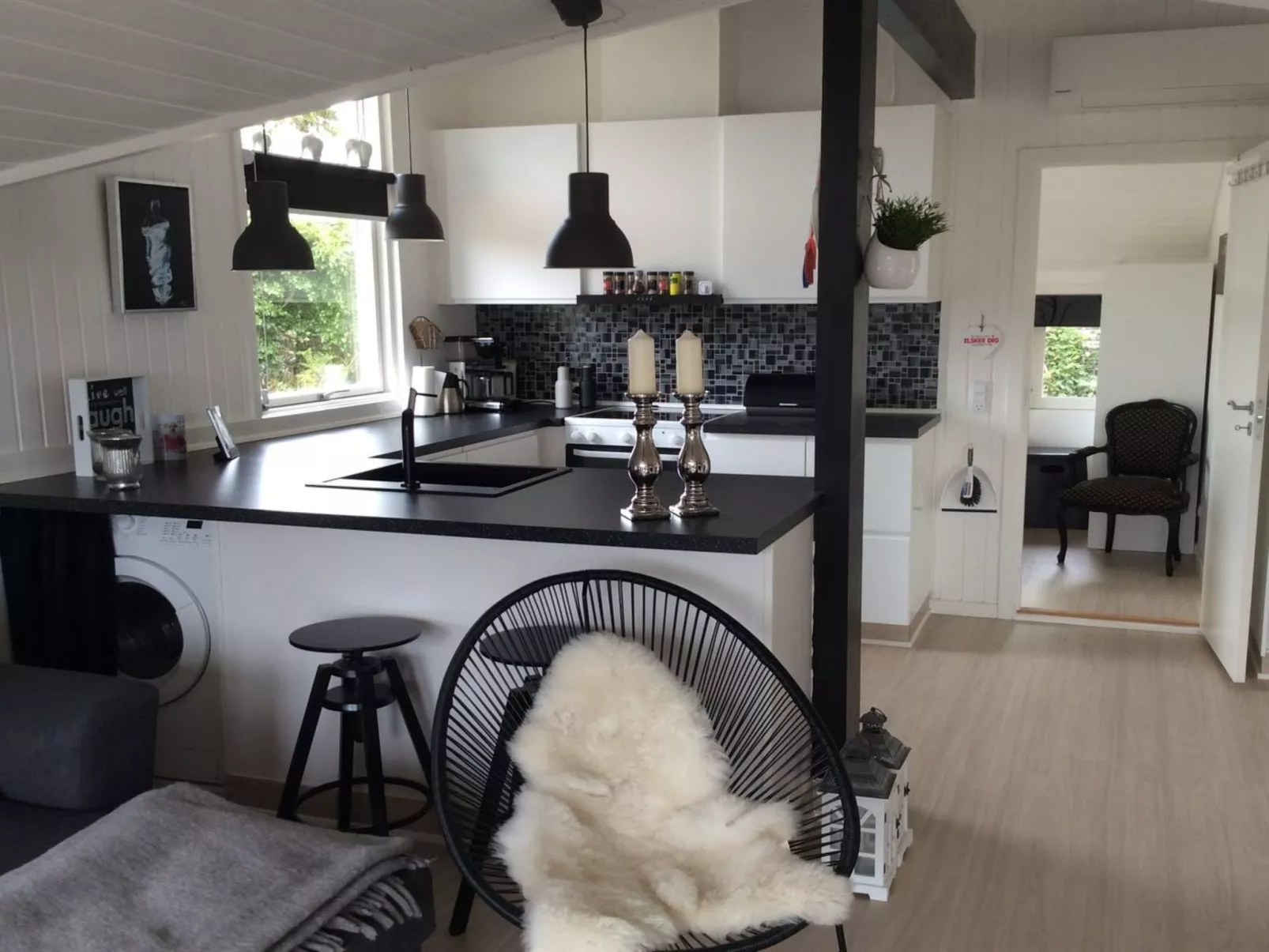 "Bryti" - 500m from the sea-Draußen