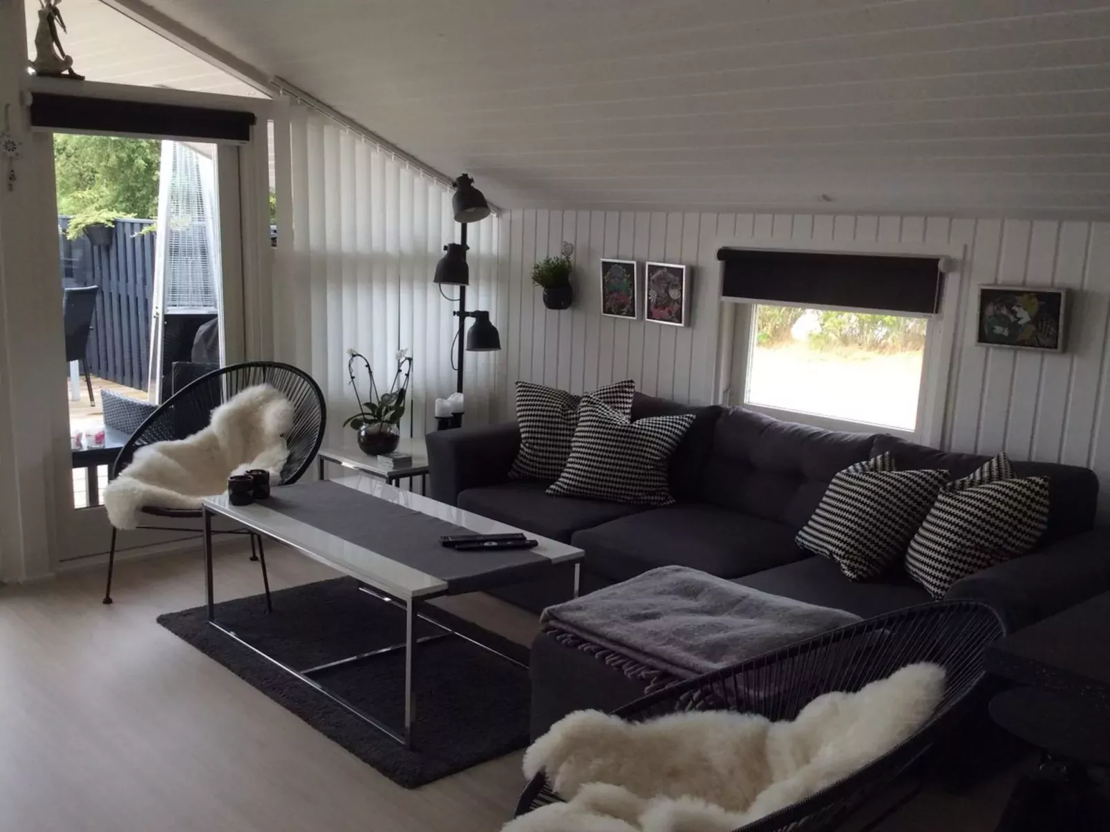 "Bryti" - 500m from the sea-Draußen