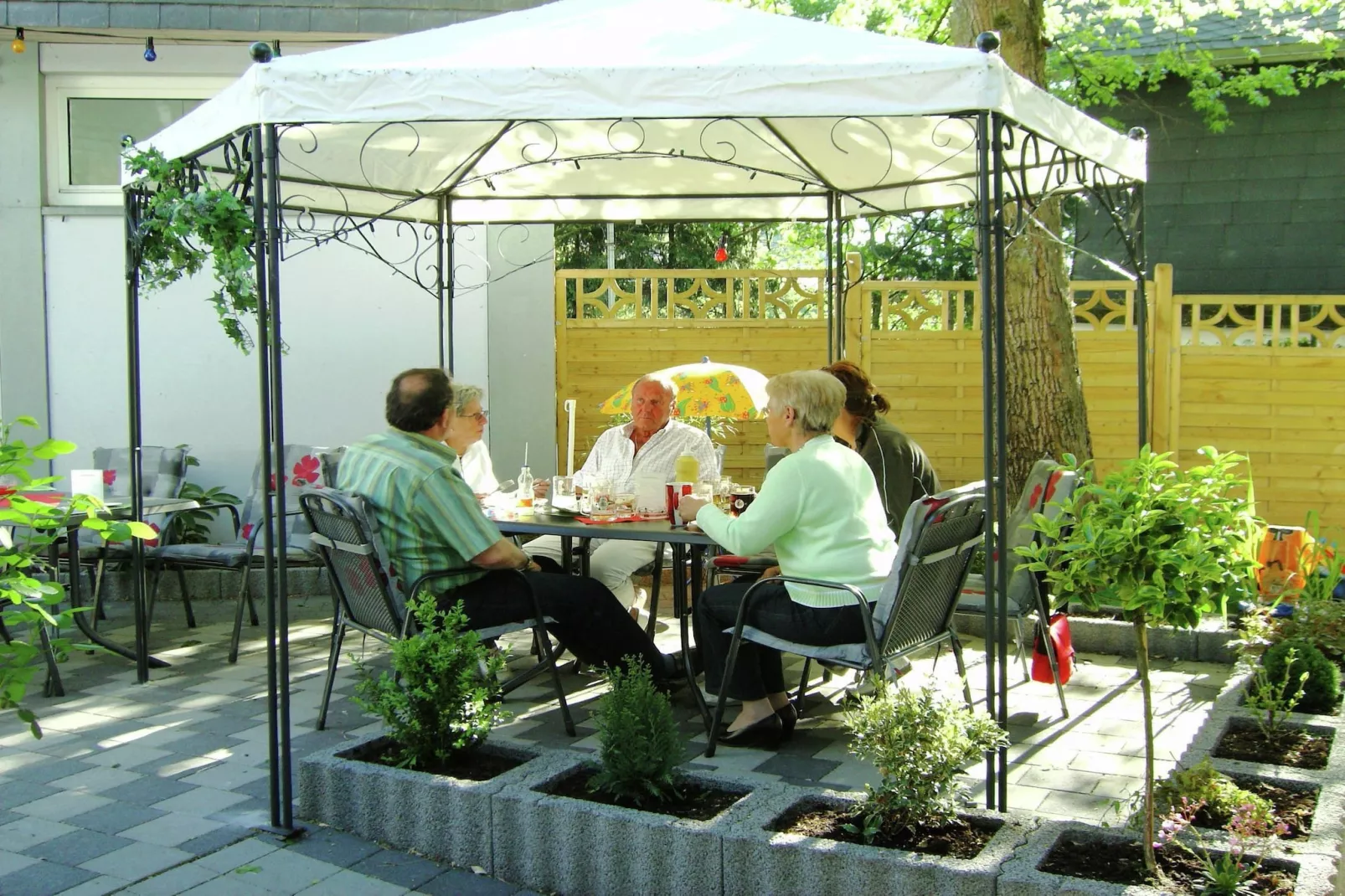 Sauerlandstuben-Terrace balcony