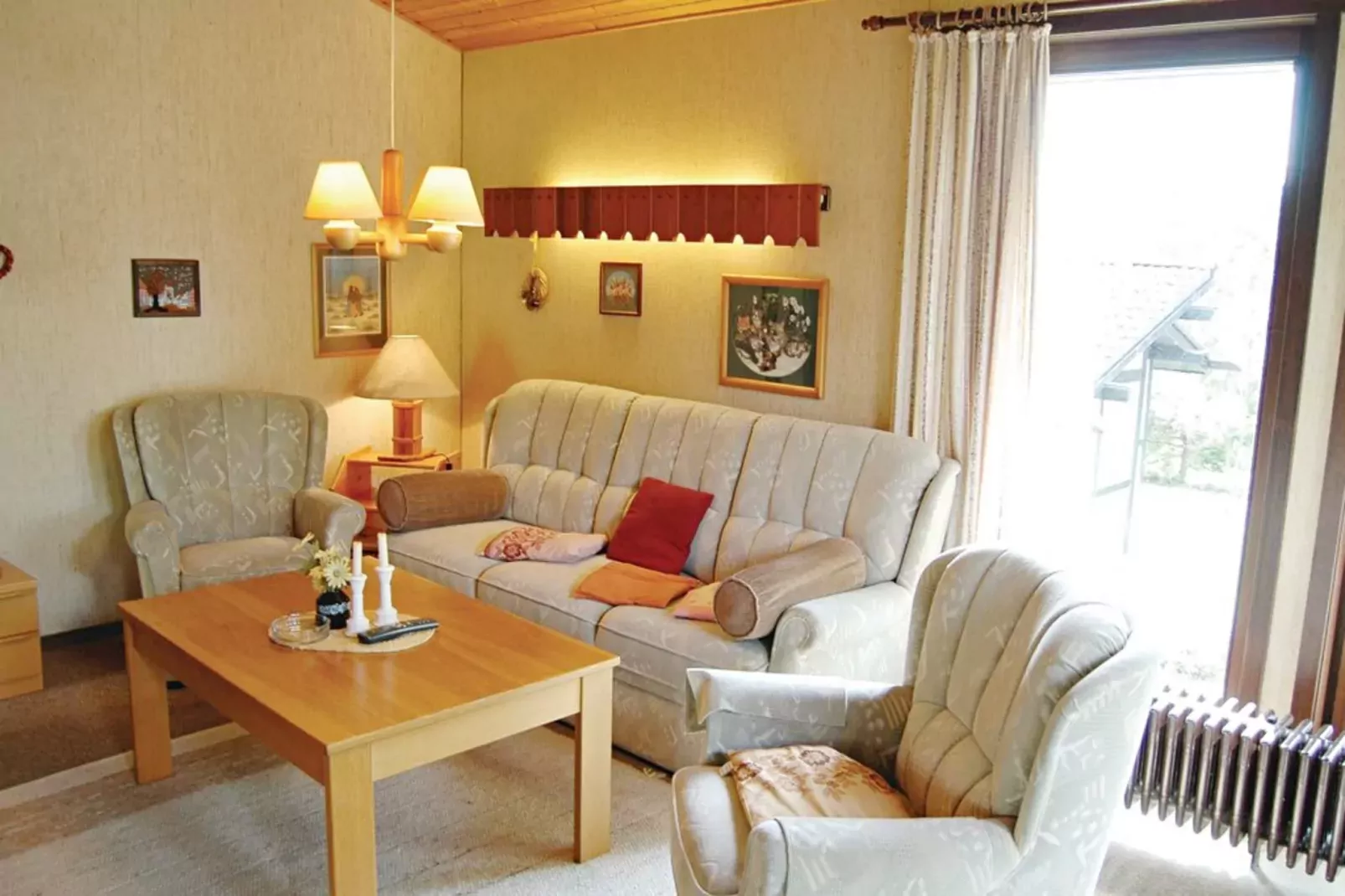 Nina-Living room