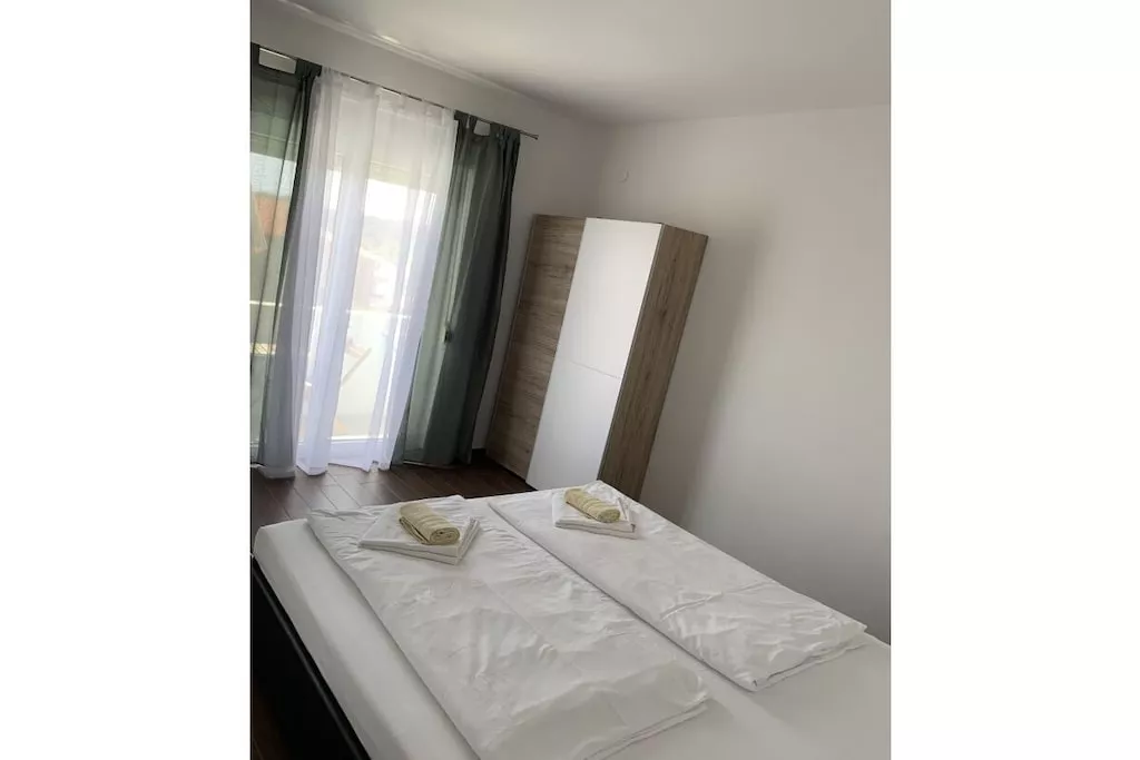 264526-Nicht getaggt