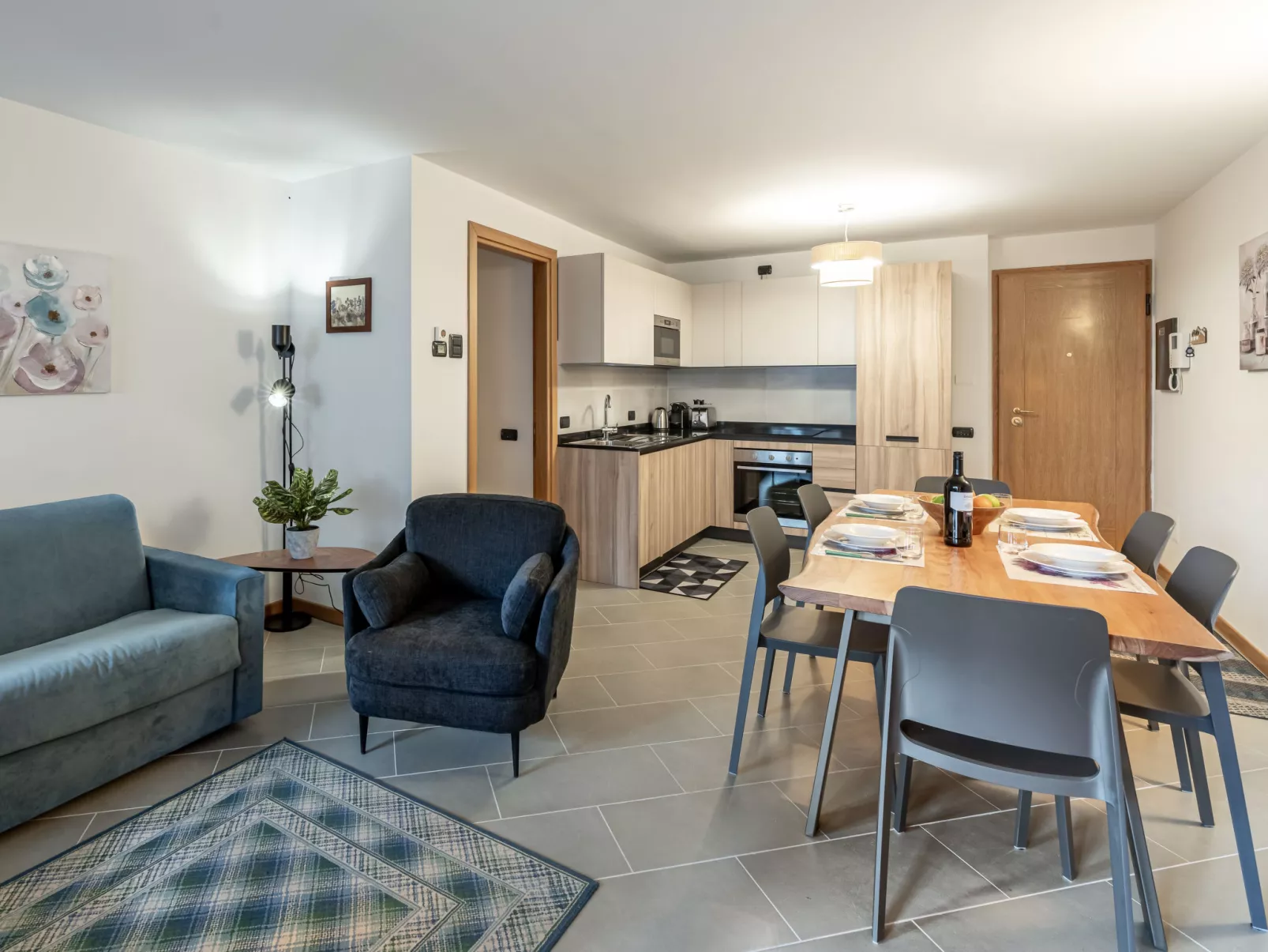 Condominio Giulia-Inside