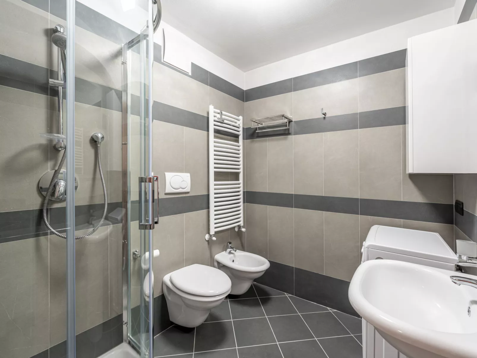 Condominio Giulia-Inside