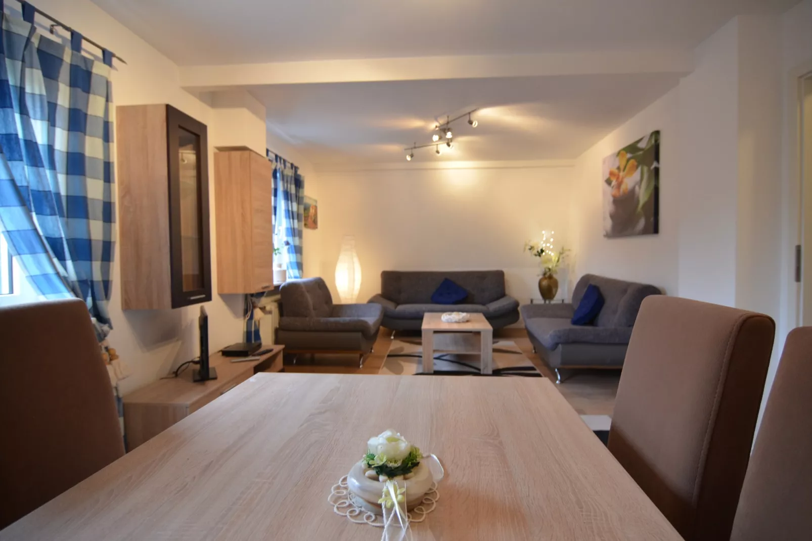 Im Ries-Dining room