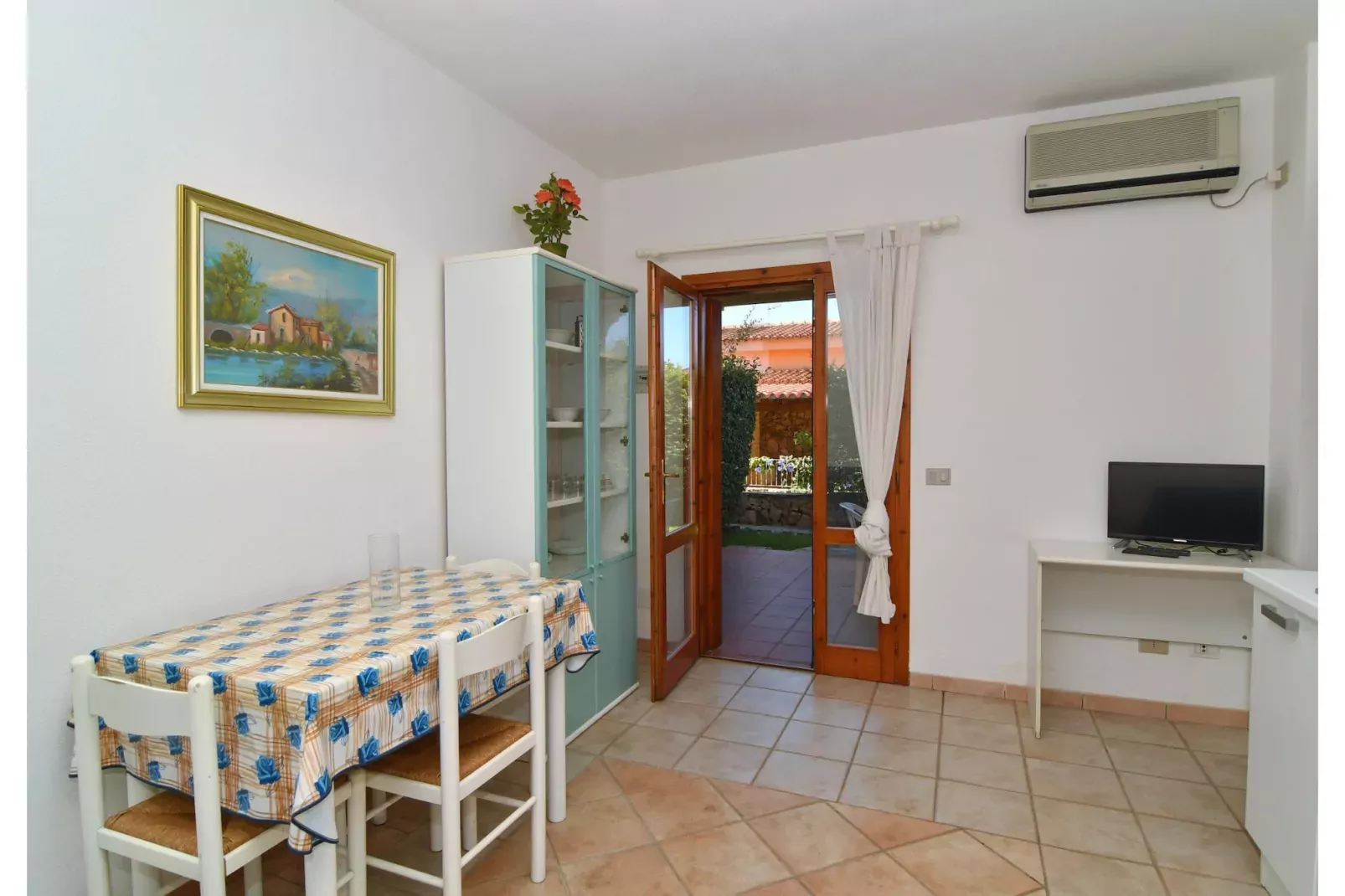 APPARTAMENTI TIFFANY APARTMENT 2 BEDROOMS - 4 PAX R4-Living room