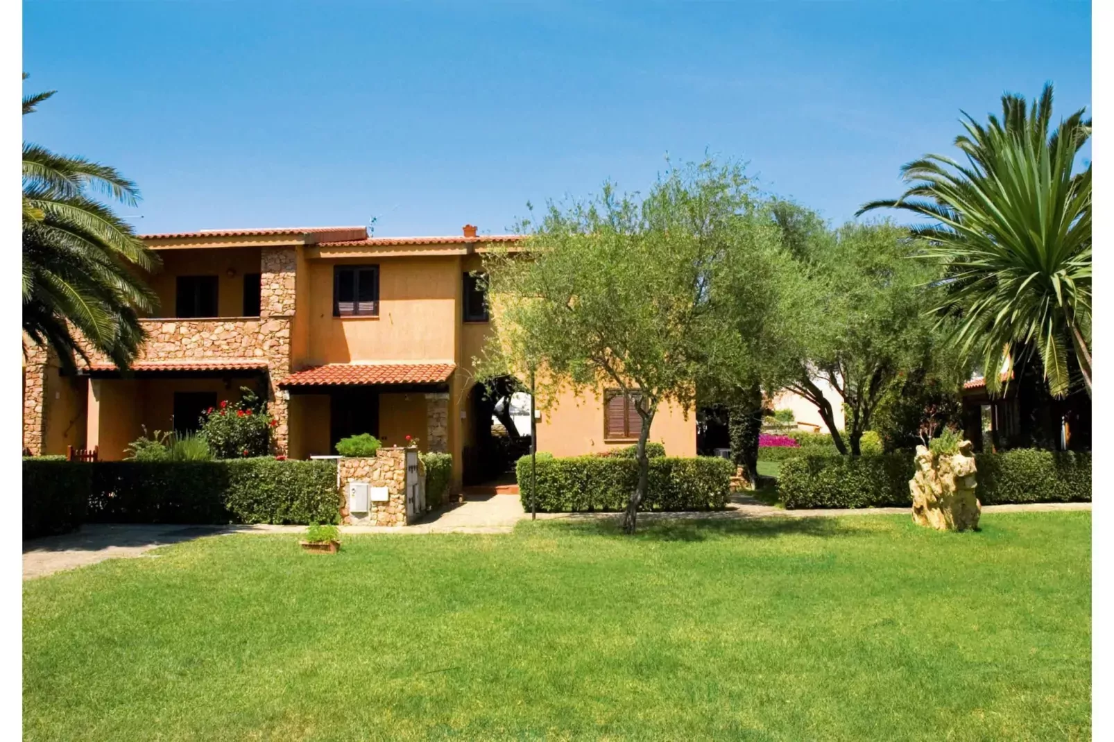 APPARTAMENTI TIFFANY APARTMENT 2 BEDROOMS - 4 PAX R4-Exterior summer