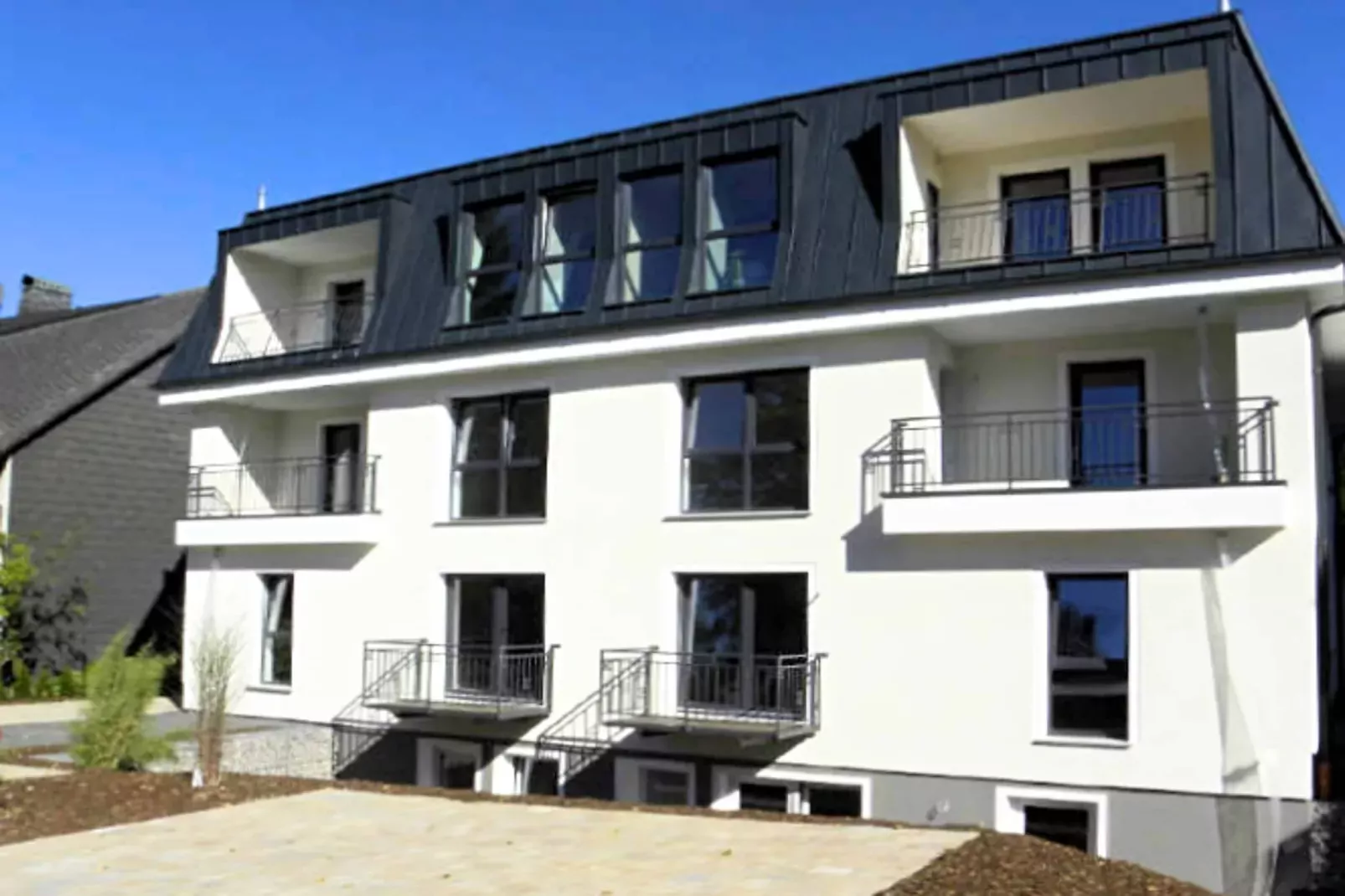 Villa Winterberg-Außenbereich Sommer