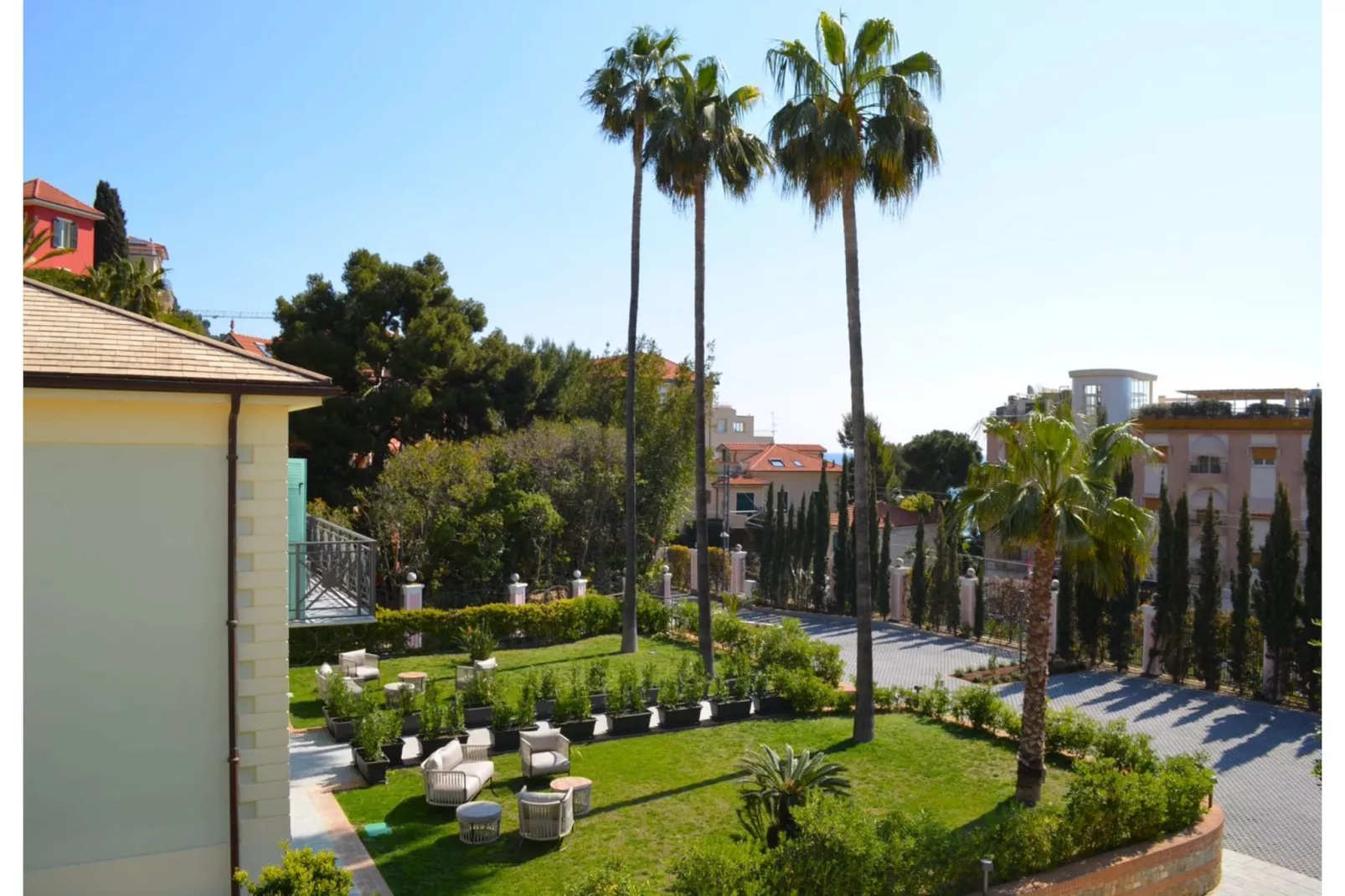 APARTMENTS ALAXIA LUXURY STUDIO APT 2 PAX ATTIC-Area winter 1km