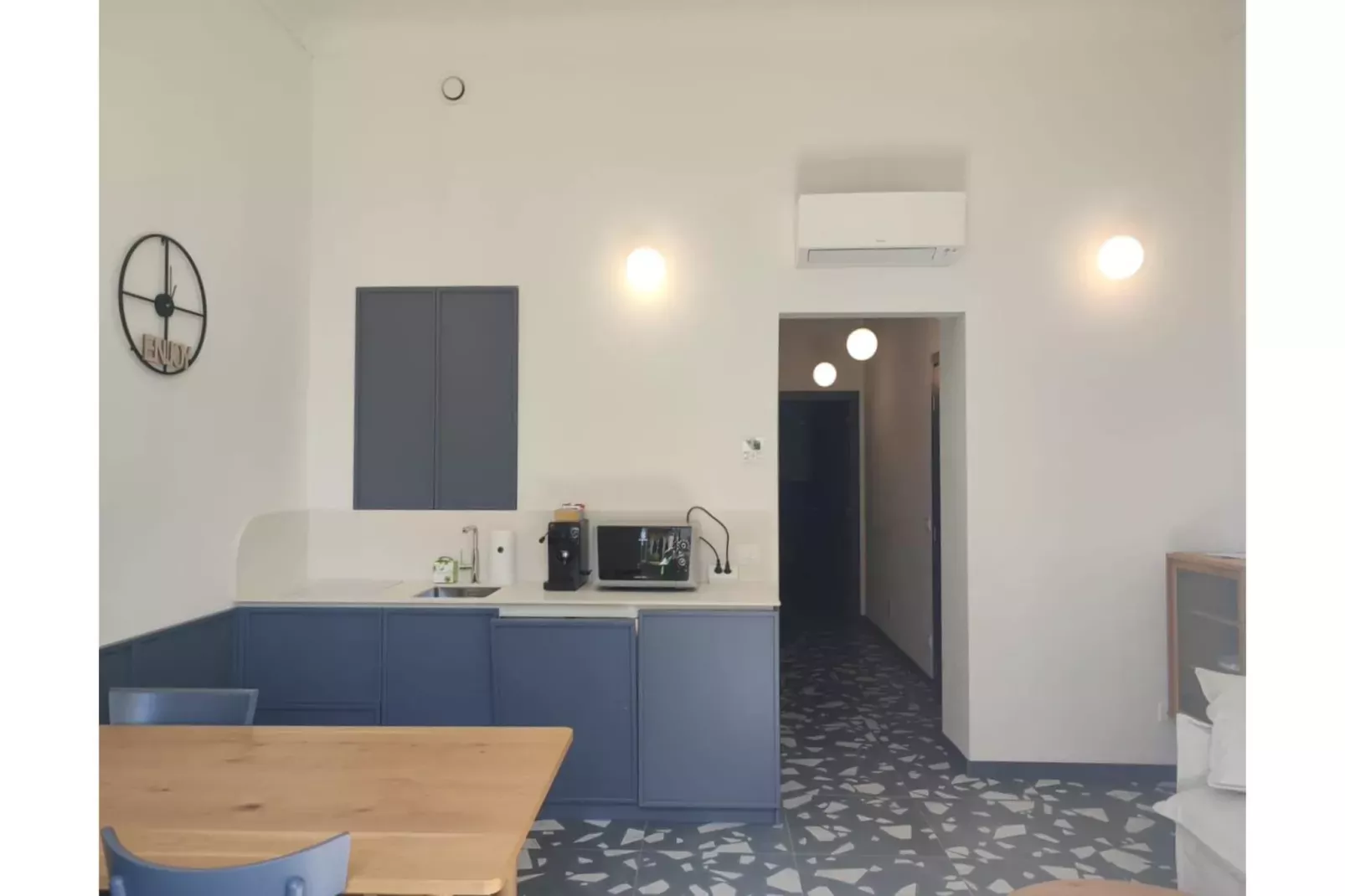 APARTMENTS ALAXIA LUXURY TWO-ROOM APARTMENT 4 PAX-Kitchen