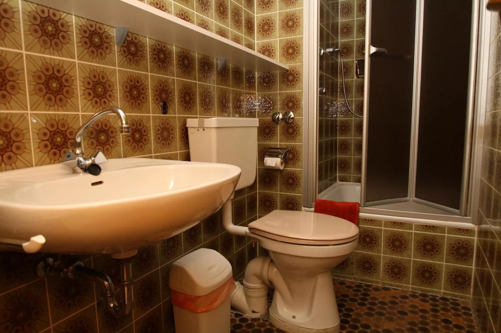Borntal EG-Bathroom