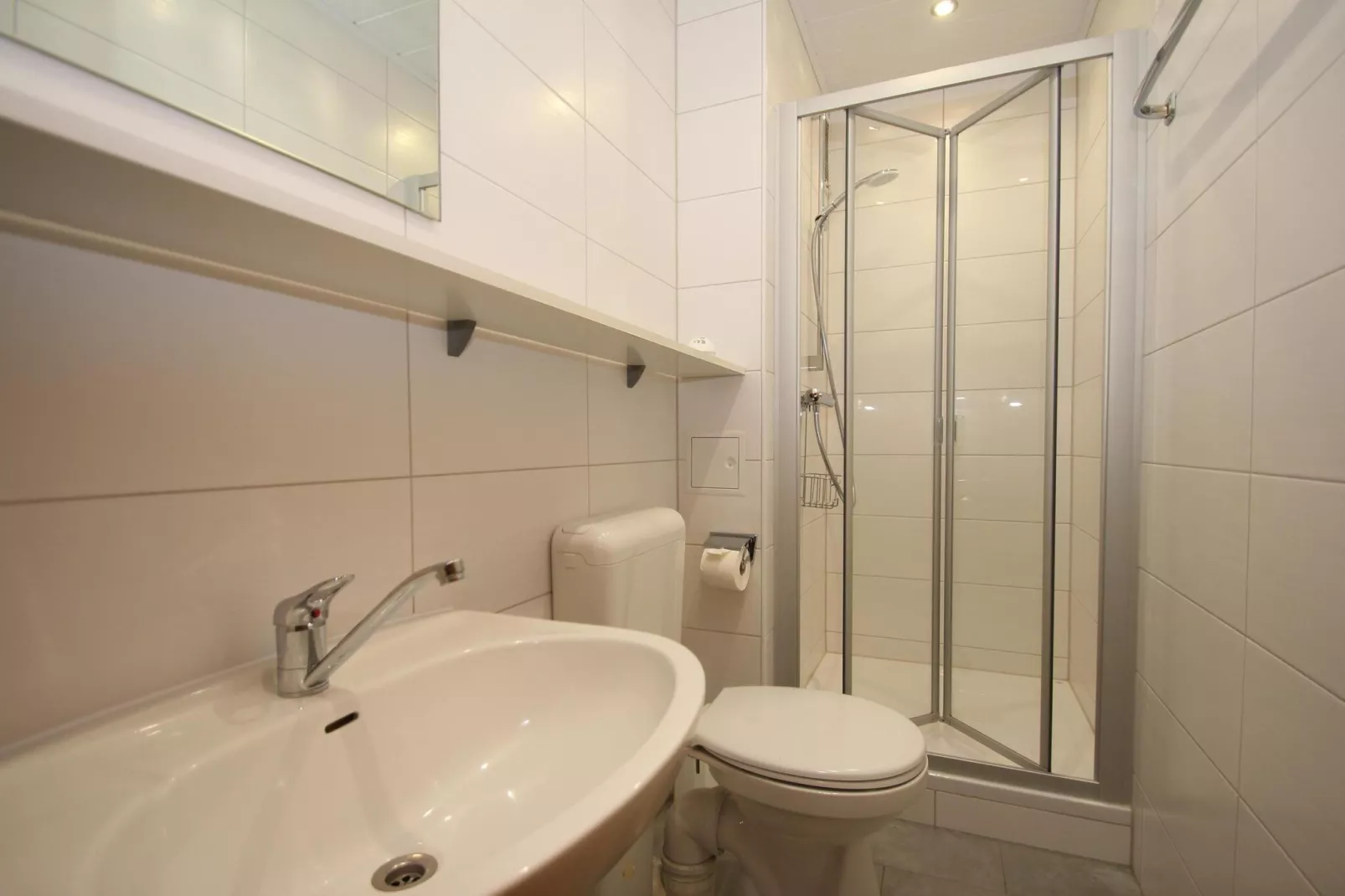 Borntal EG-Bathroom