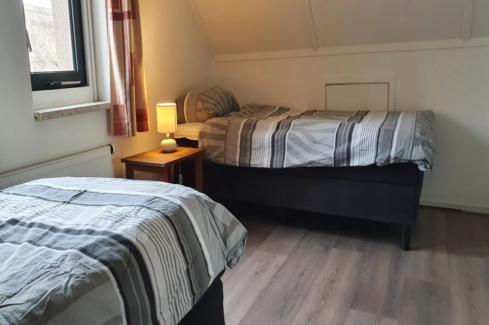 Bargereed 66-Bedroom