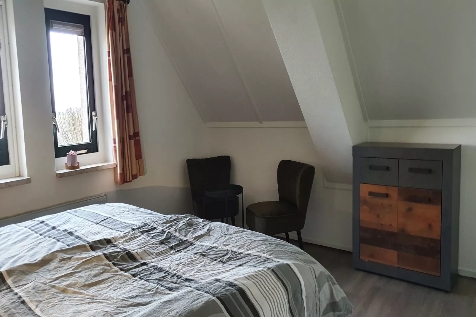 Bargereed 66-Bedroom