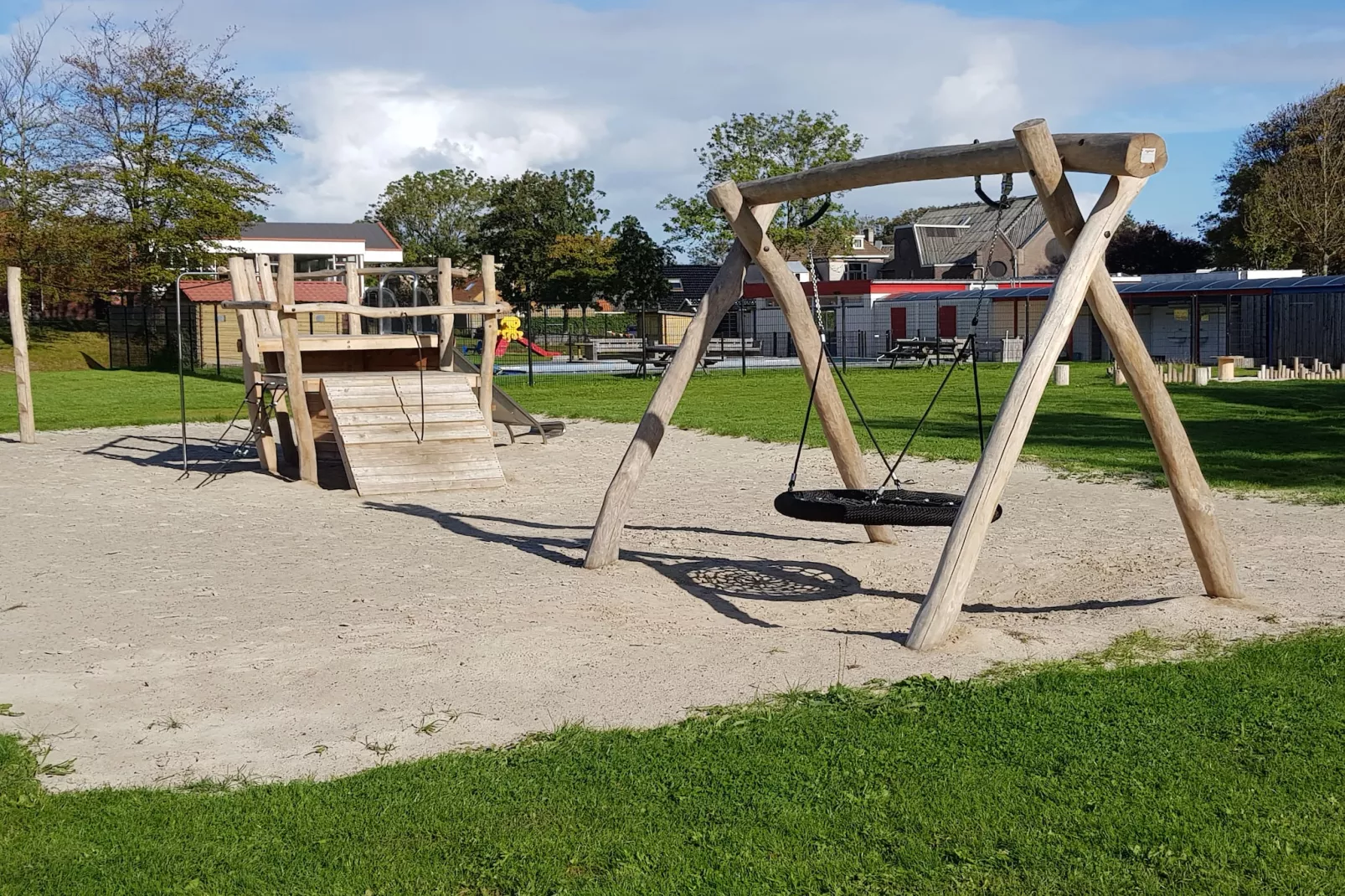 Bargereed 66-Park facilities