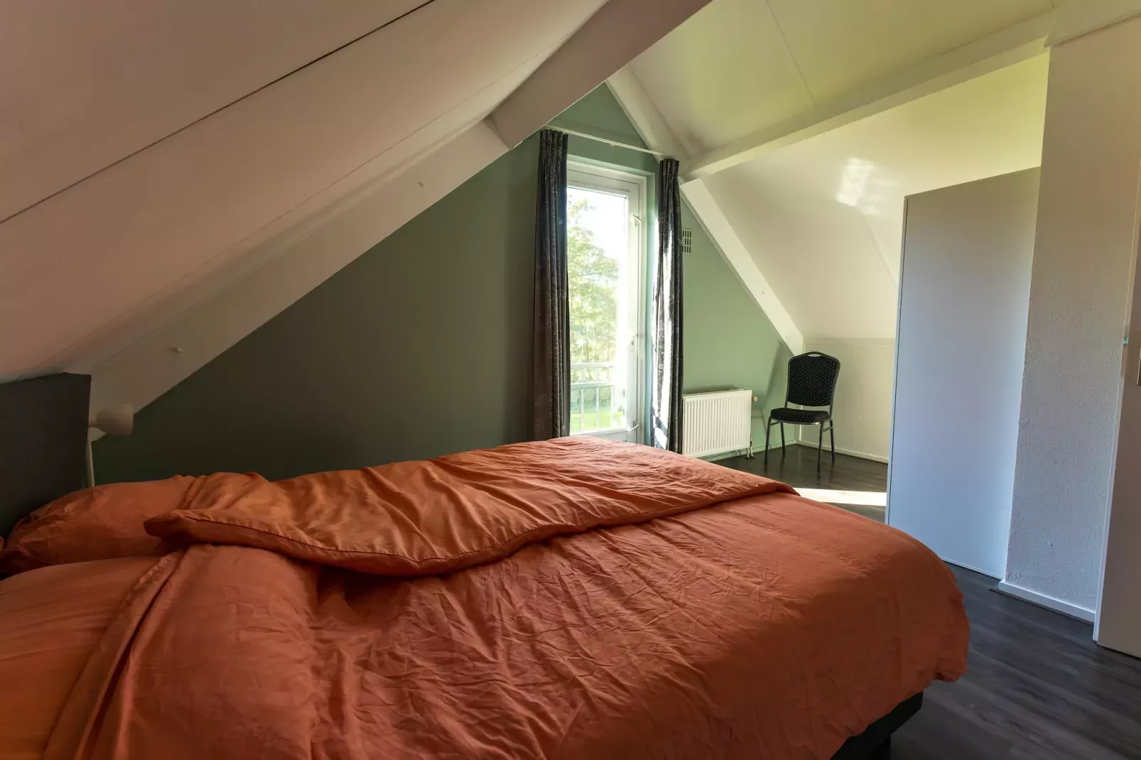 NR 44-Bedroom