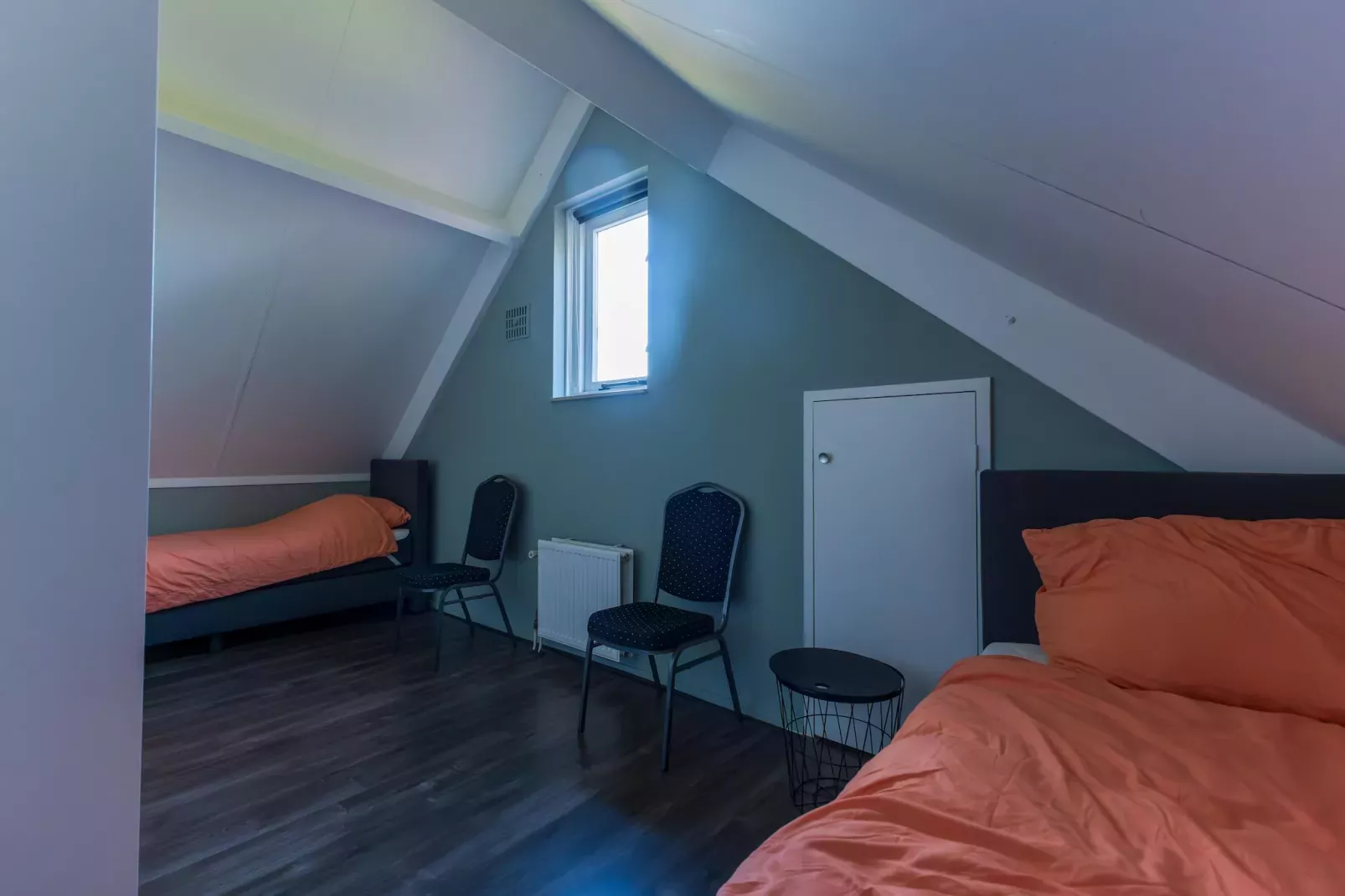 NR 44-Bedroom