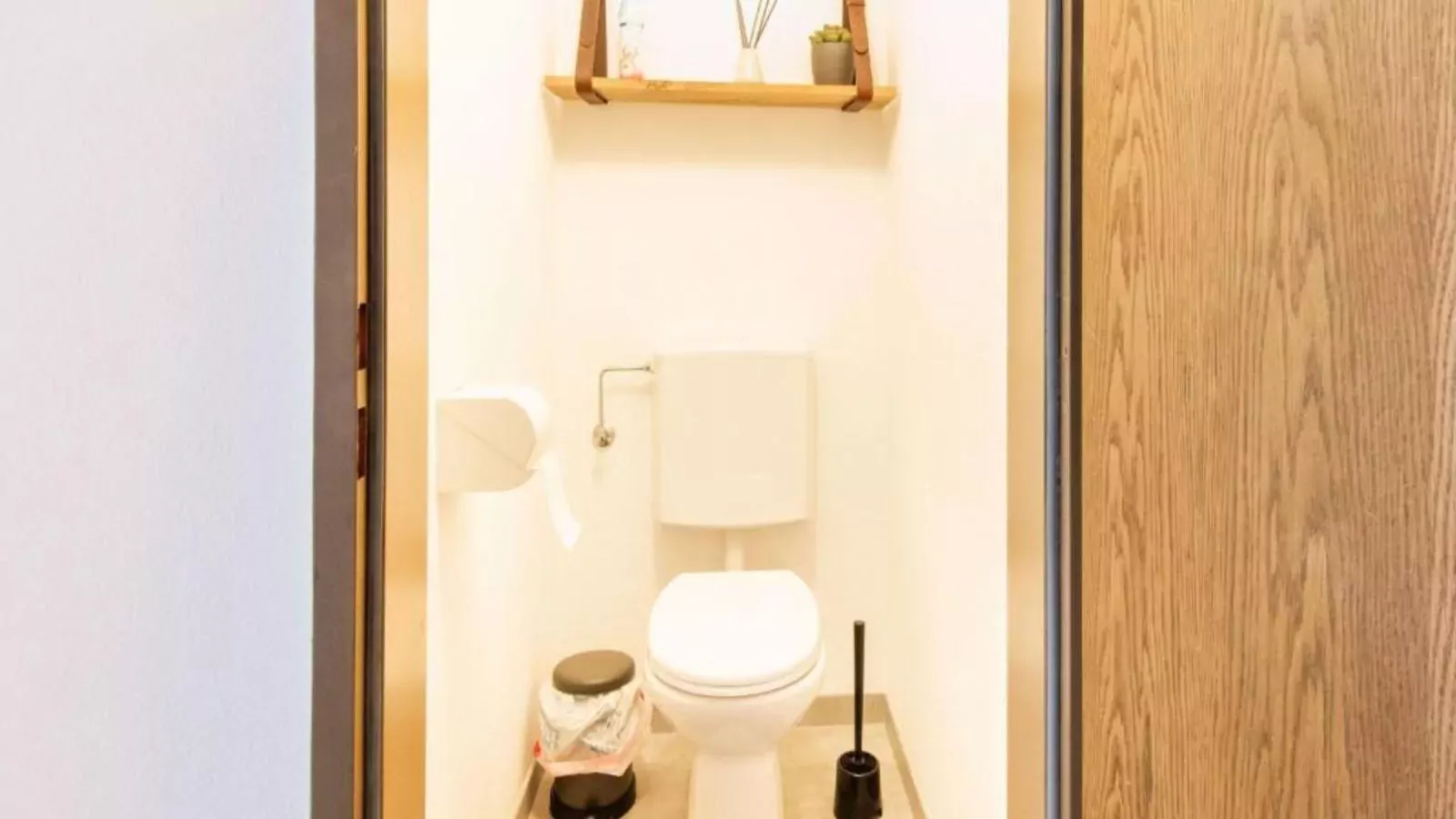 Yunique-Bathroom
