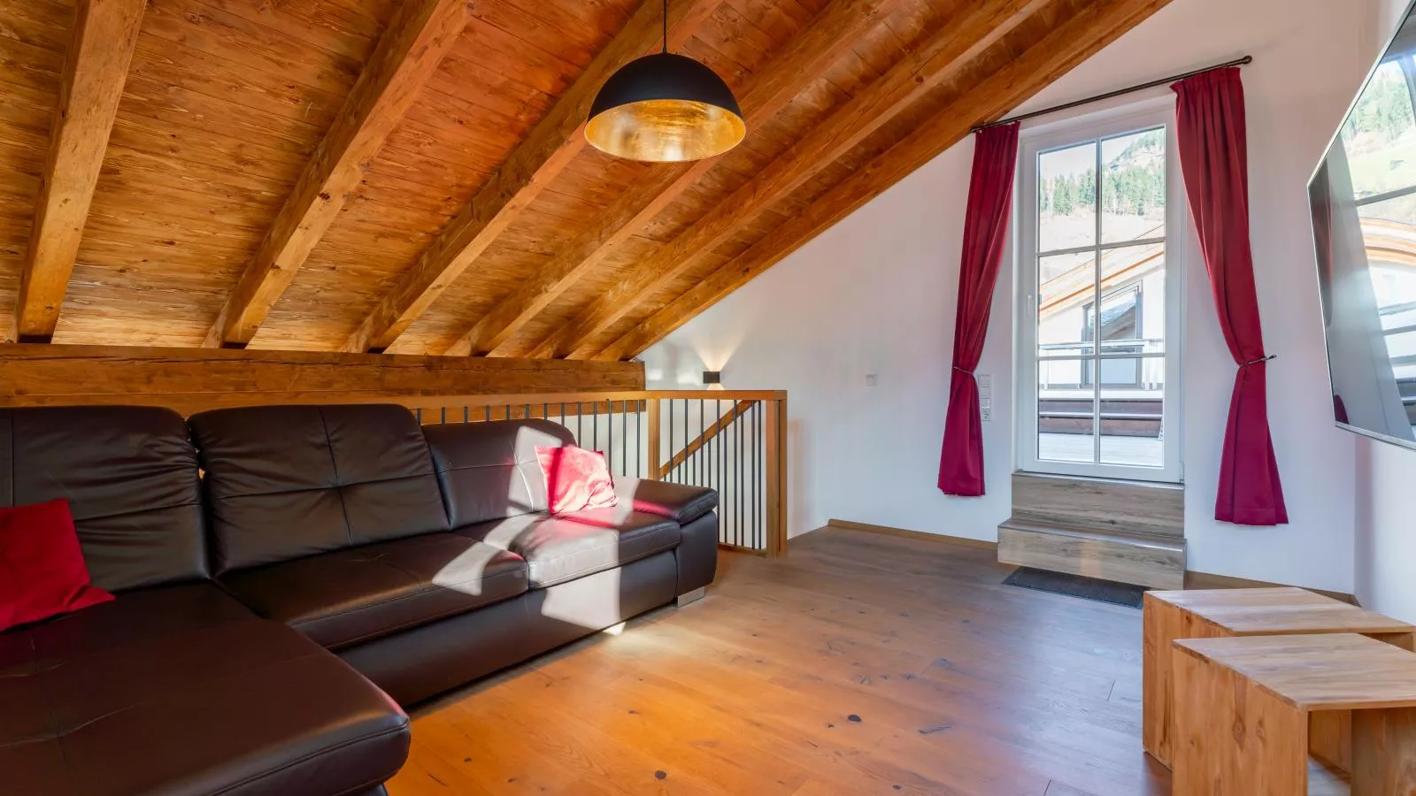 Tauern Suites Mitterwirt TOP 123-Living room