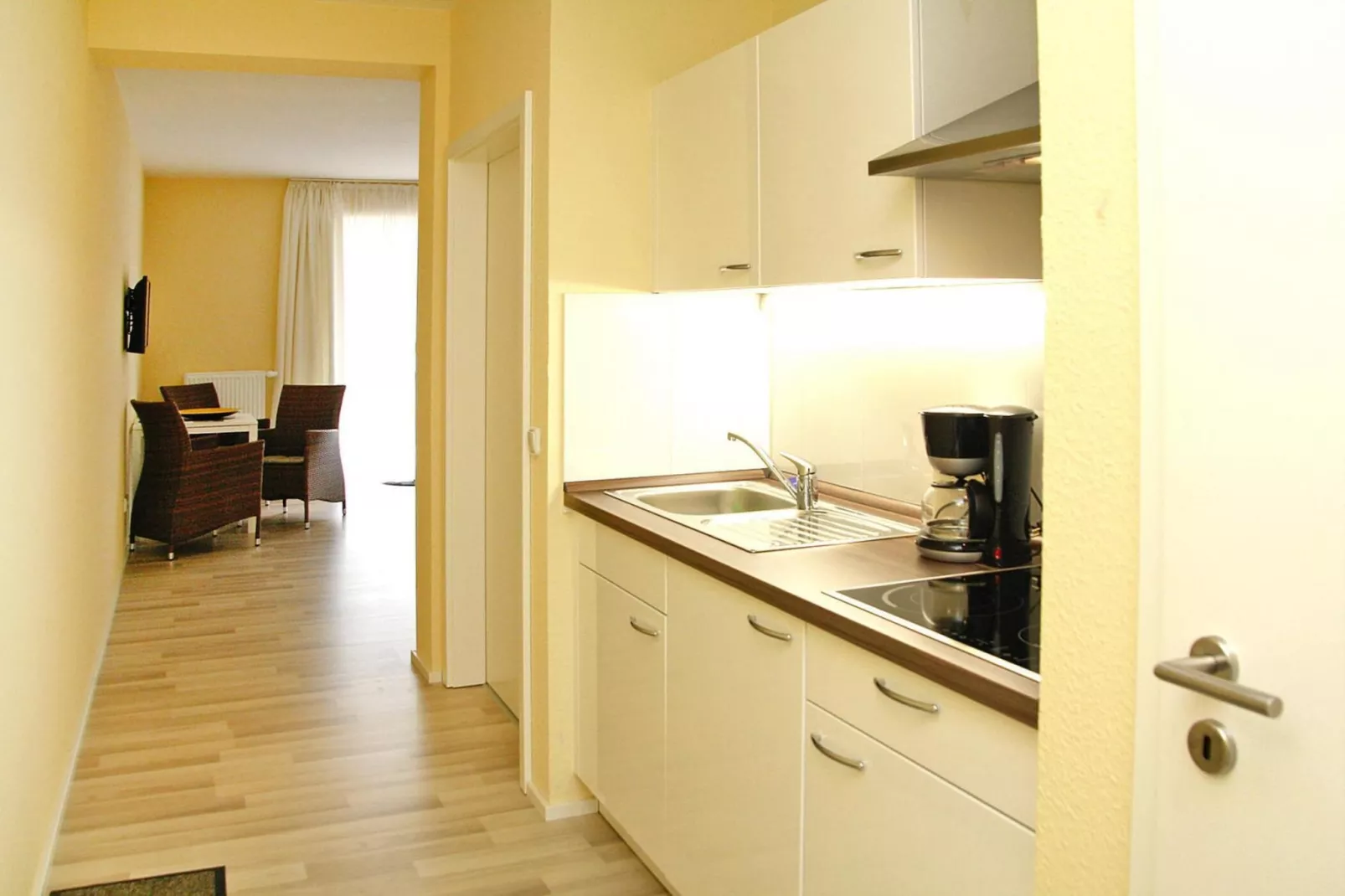 4 Personen App-Kitchen