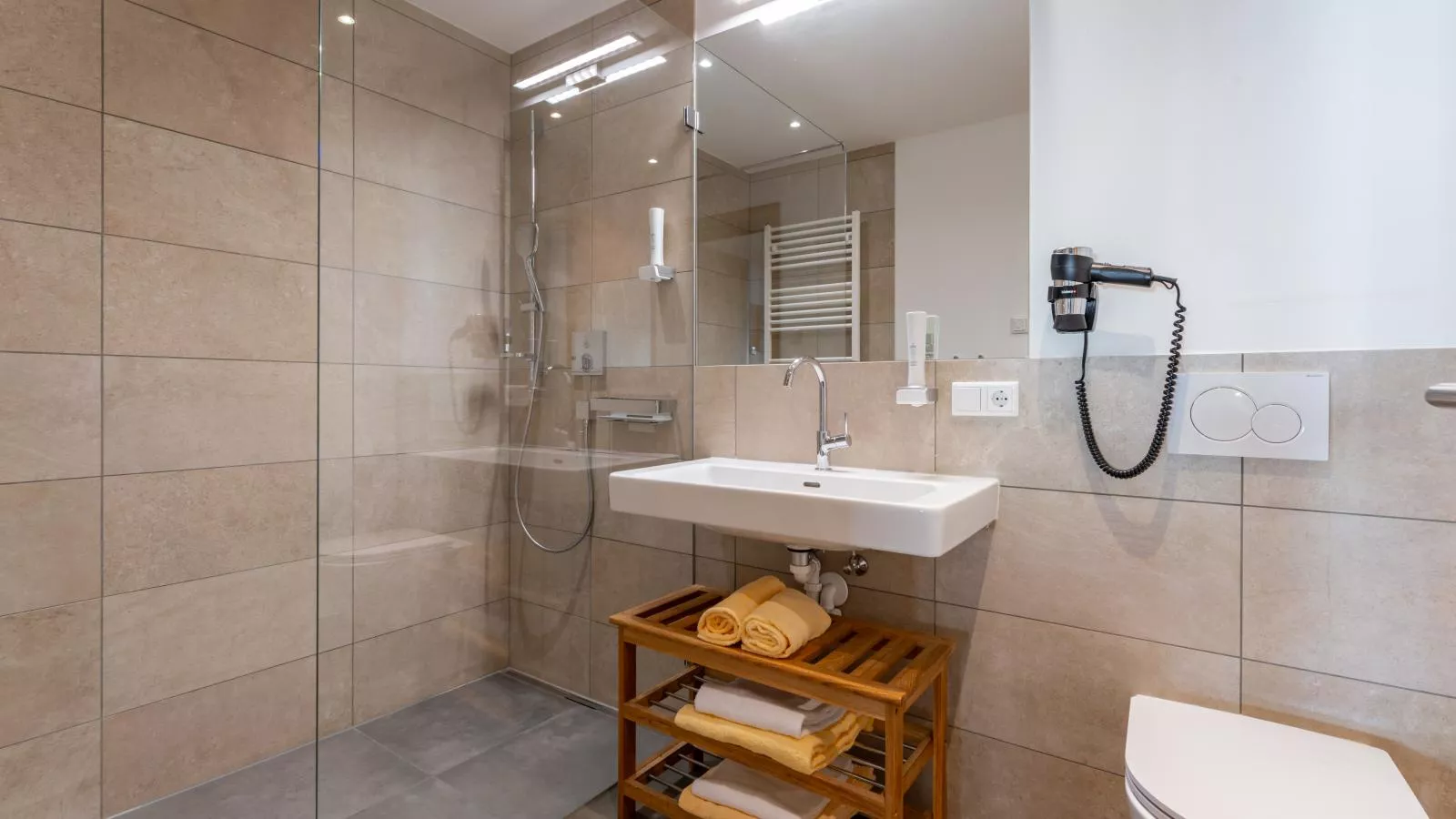 Tauern Suites Mitterwirt TOP 123-Bathroom