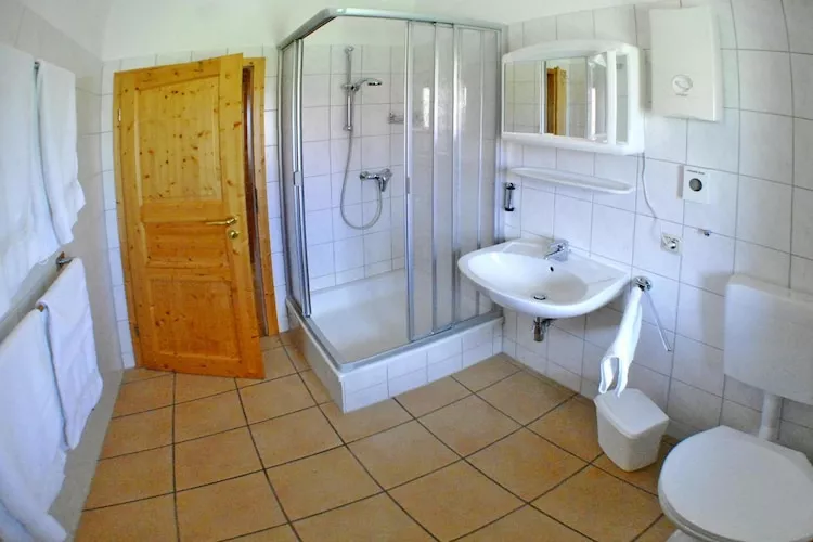 5 Personen-Bathroom