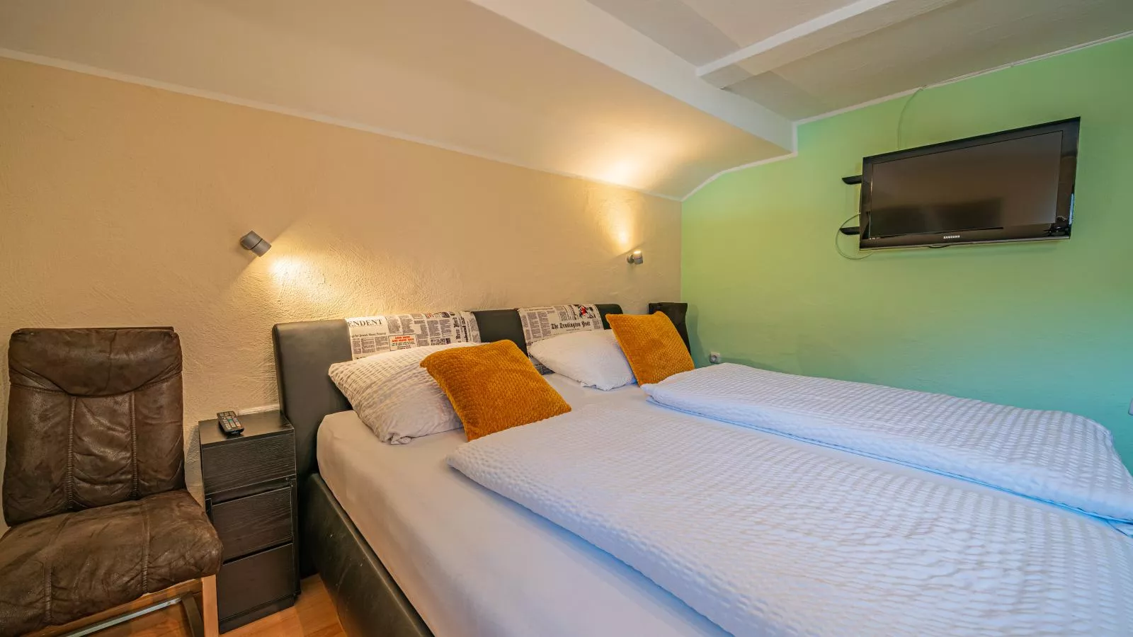 Haus Bernadette XL-Bedroom